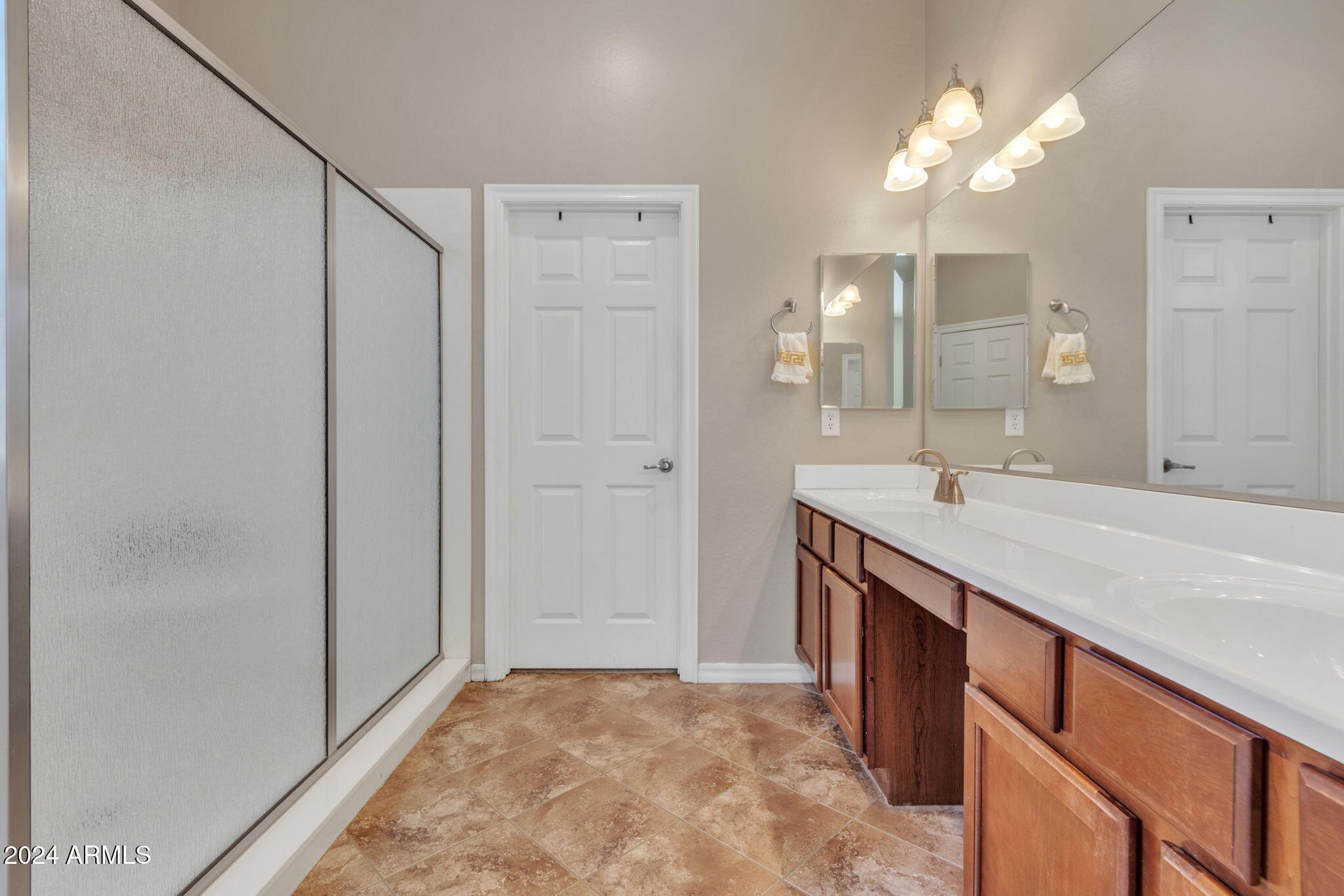 2739 E SOURWOOD Drive
