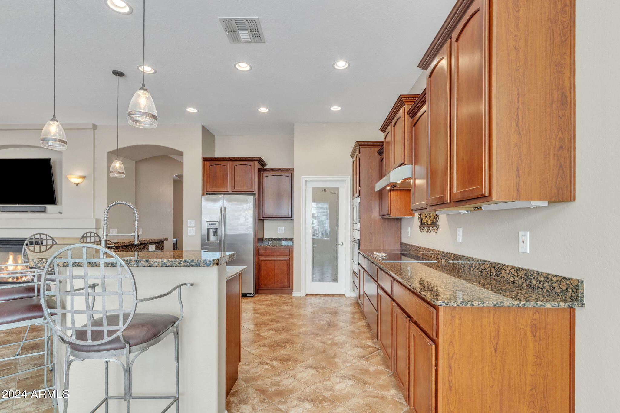 2739 E SOURWOOD Drive
