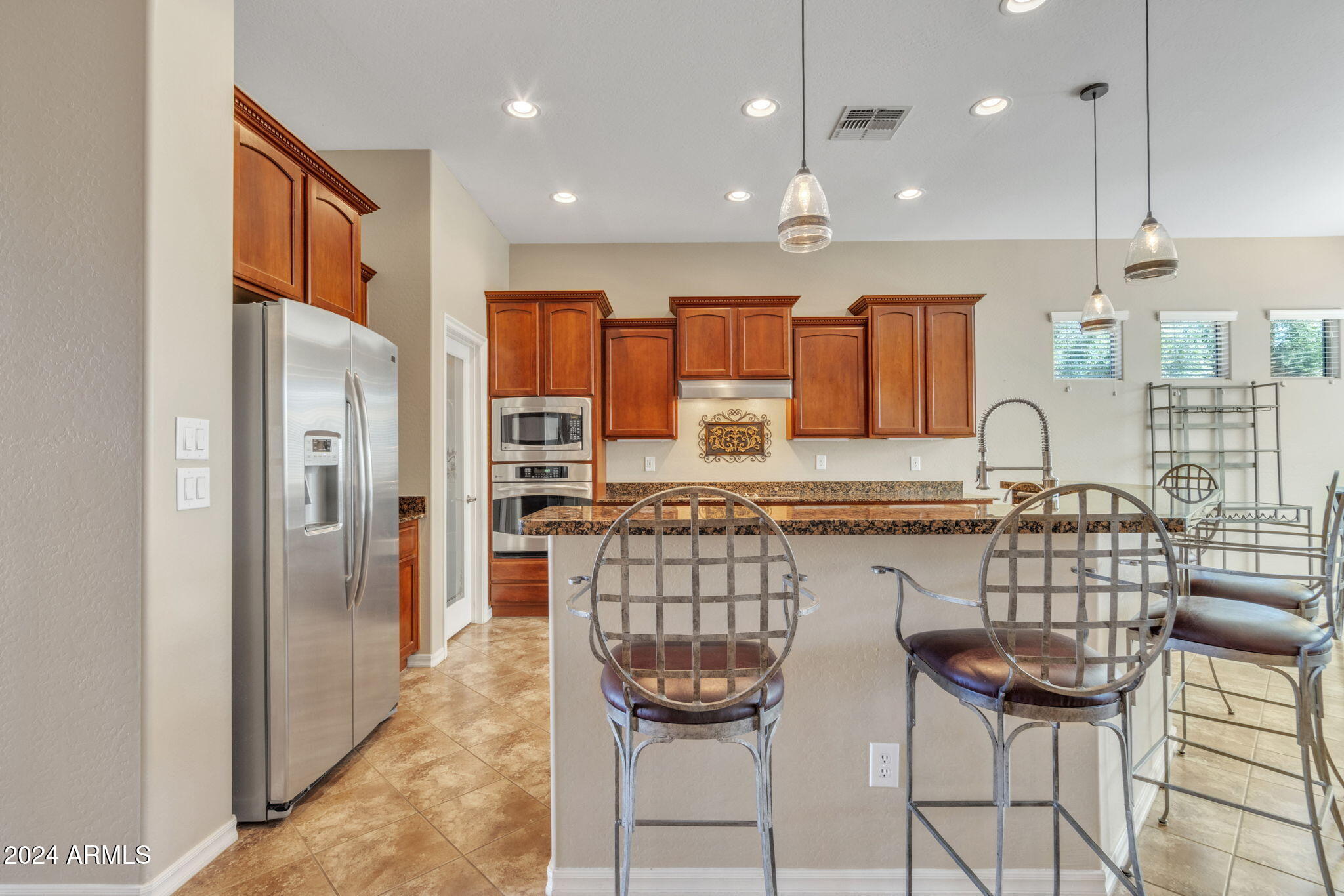 2739 E SOURWOOD Drive