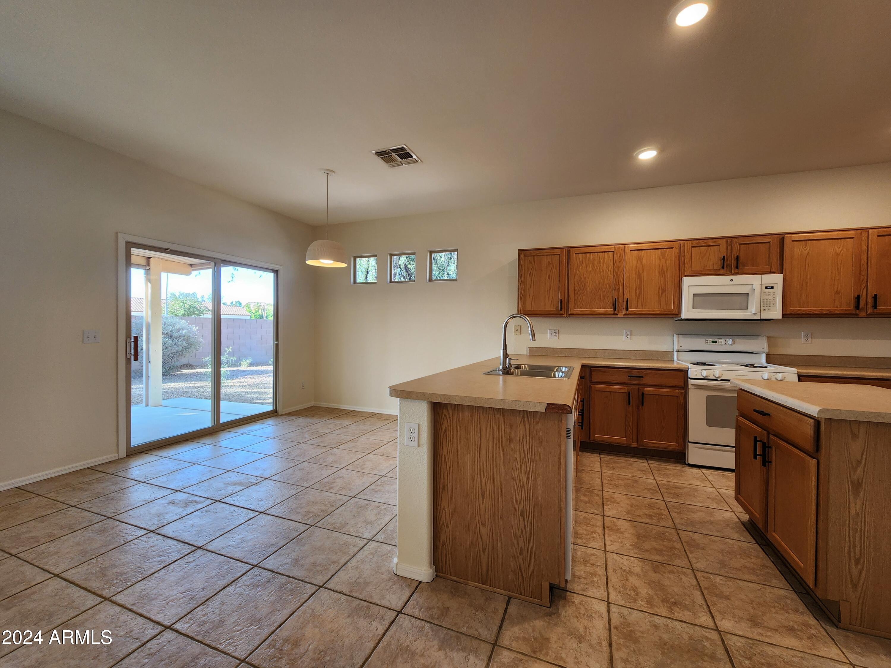 6362 S CALLAWAY Drive