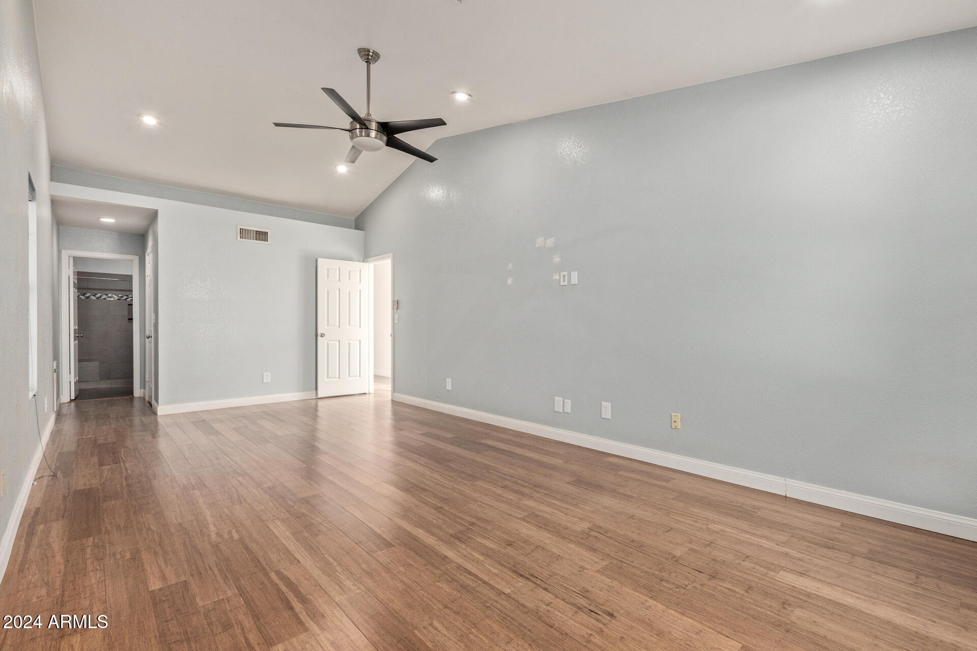 1920 E PALOMINO Drive