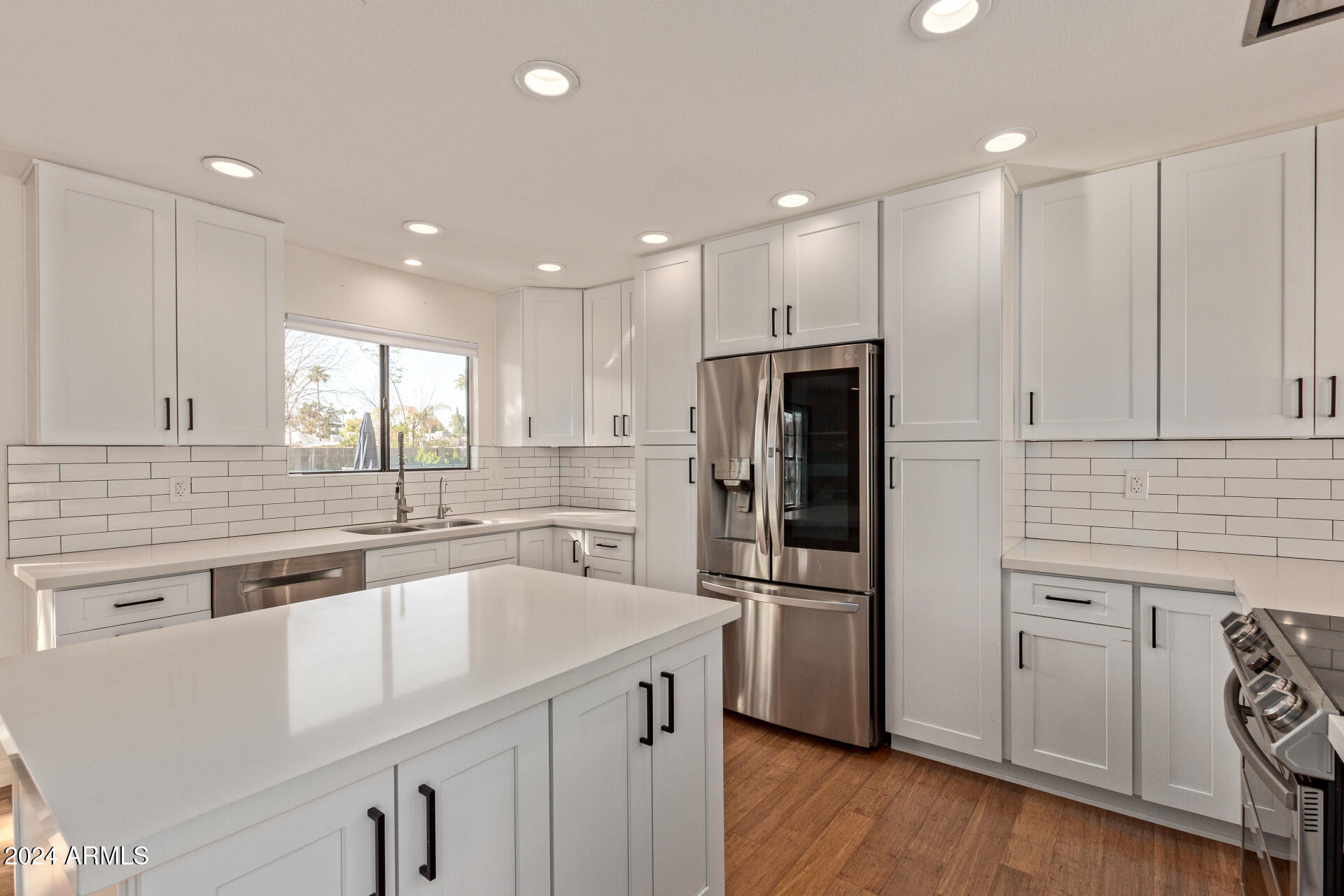 1920 E PALOMINO Drive