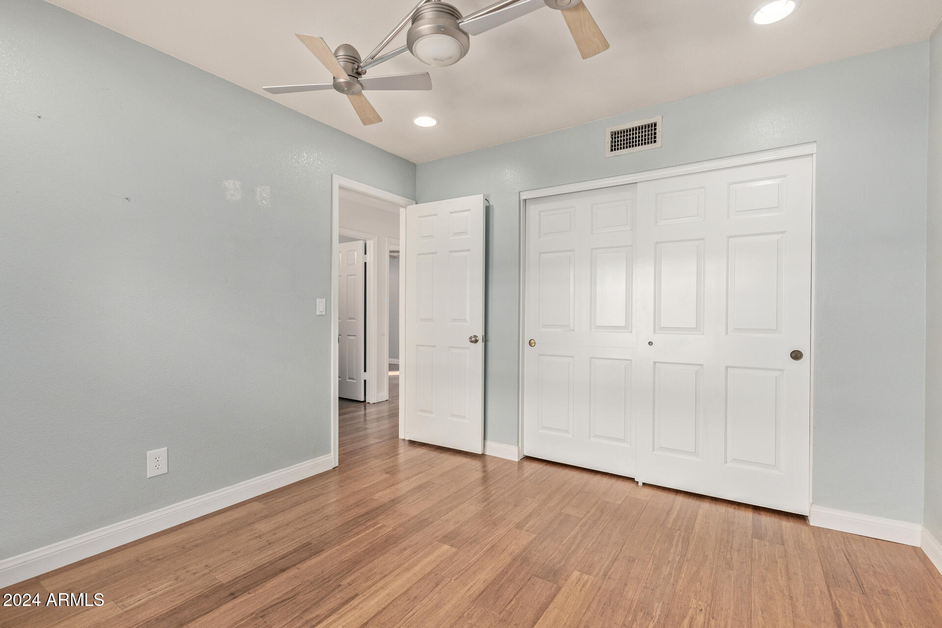 1920 E PALOMINO Drive