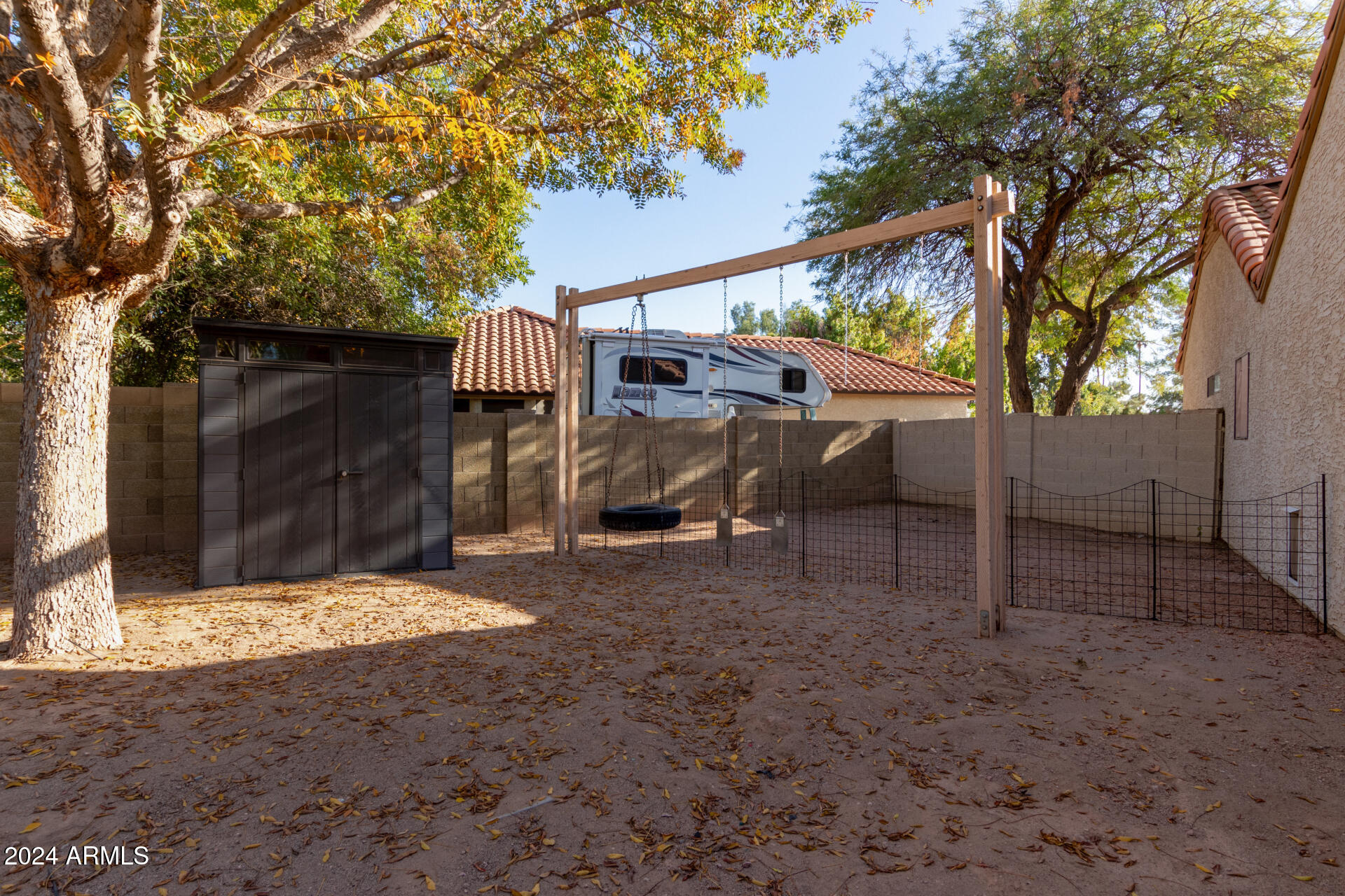 1920 E PALOMINO Drive