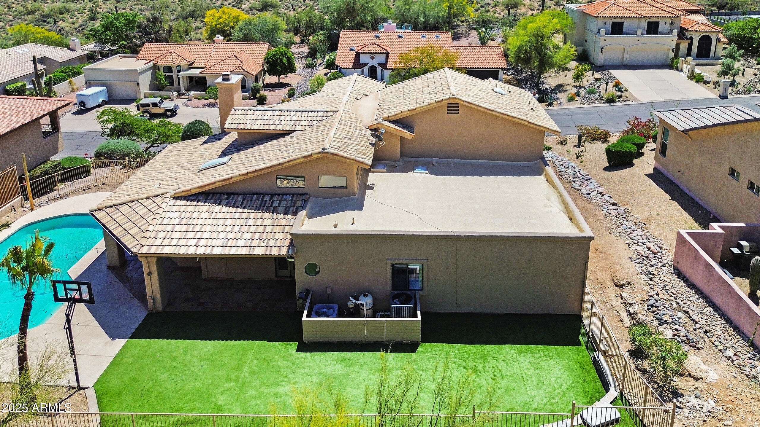 15532 E CAVERN Drive