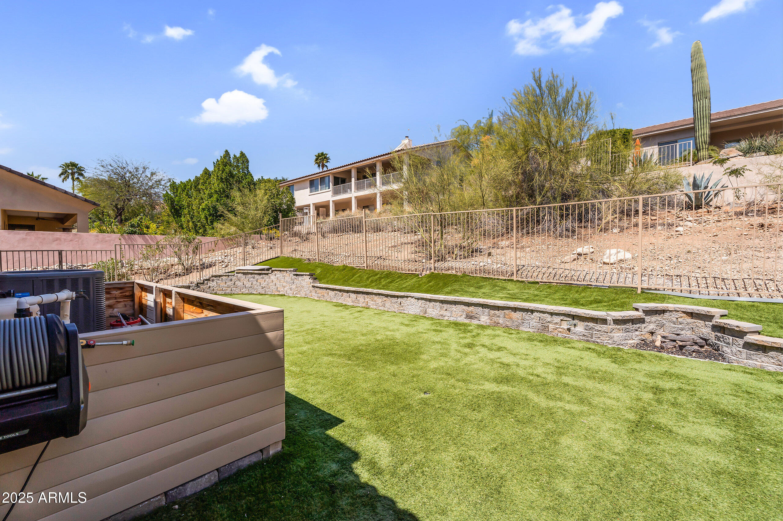 15532 E CAVERN Drive