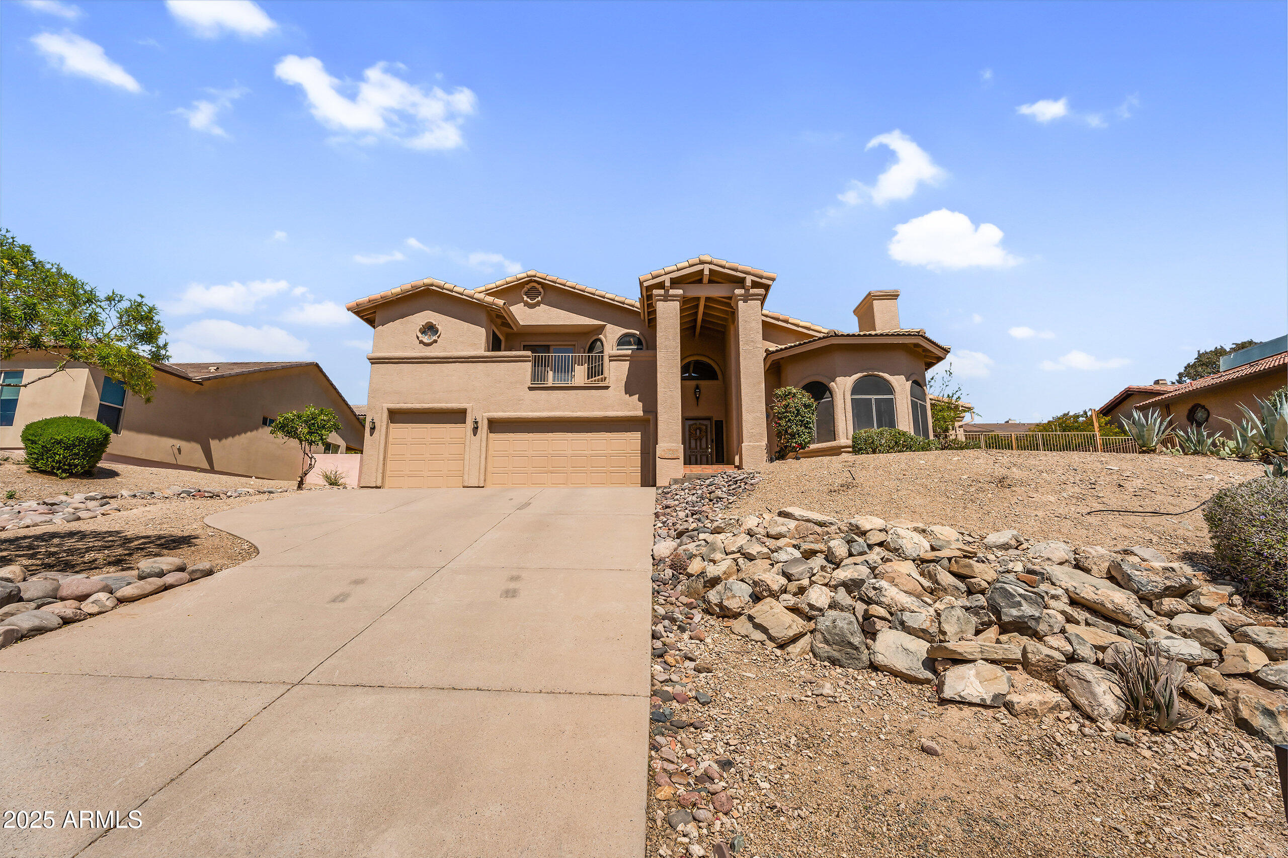 15532 E CAVERN Drive