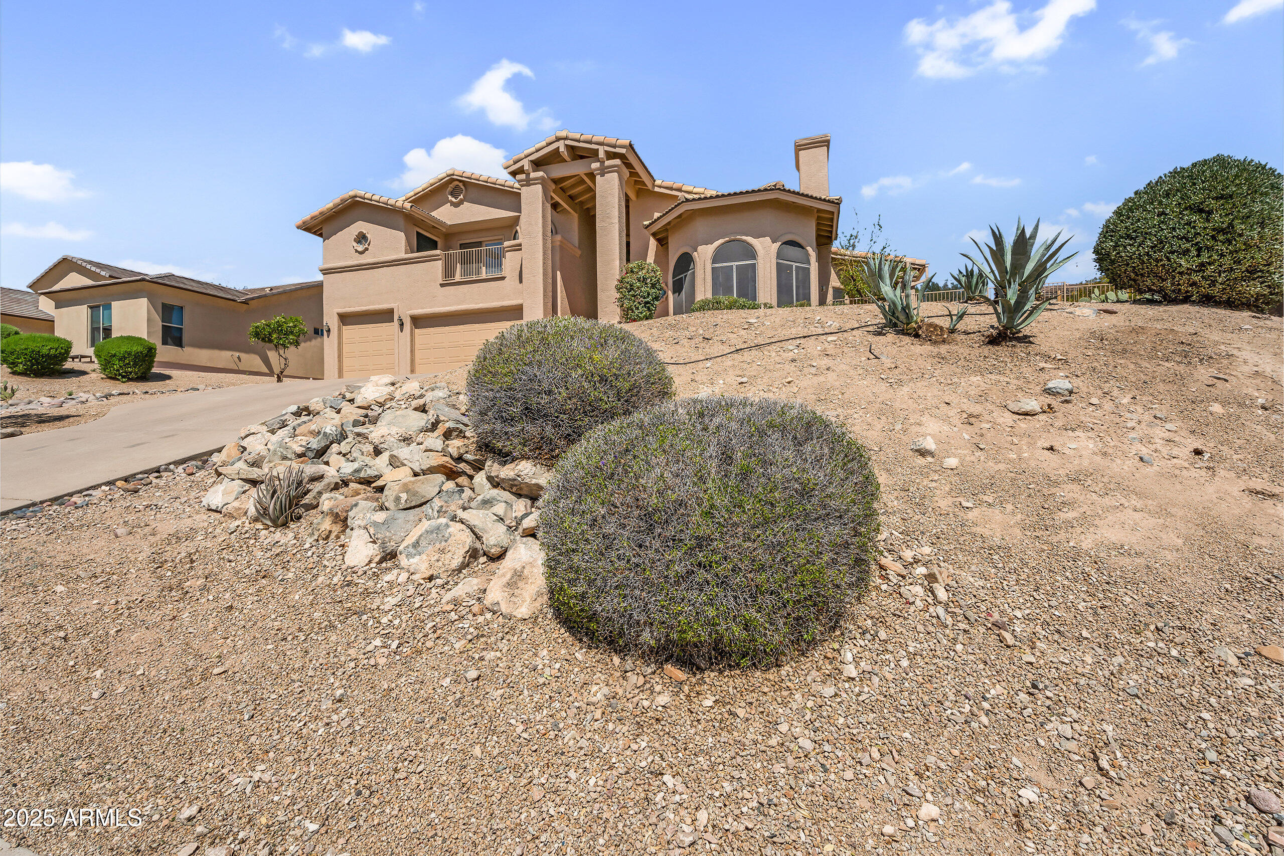 15532 E CAVERN Drive