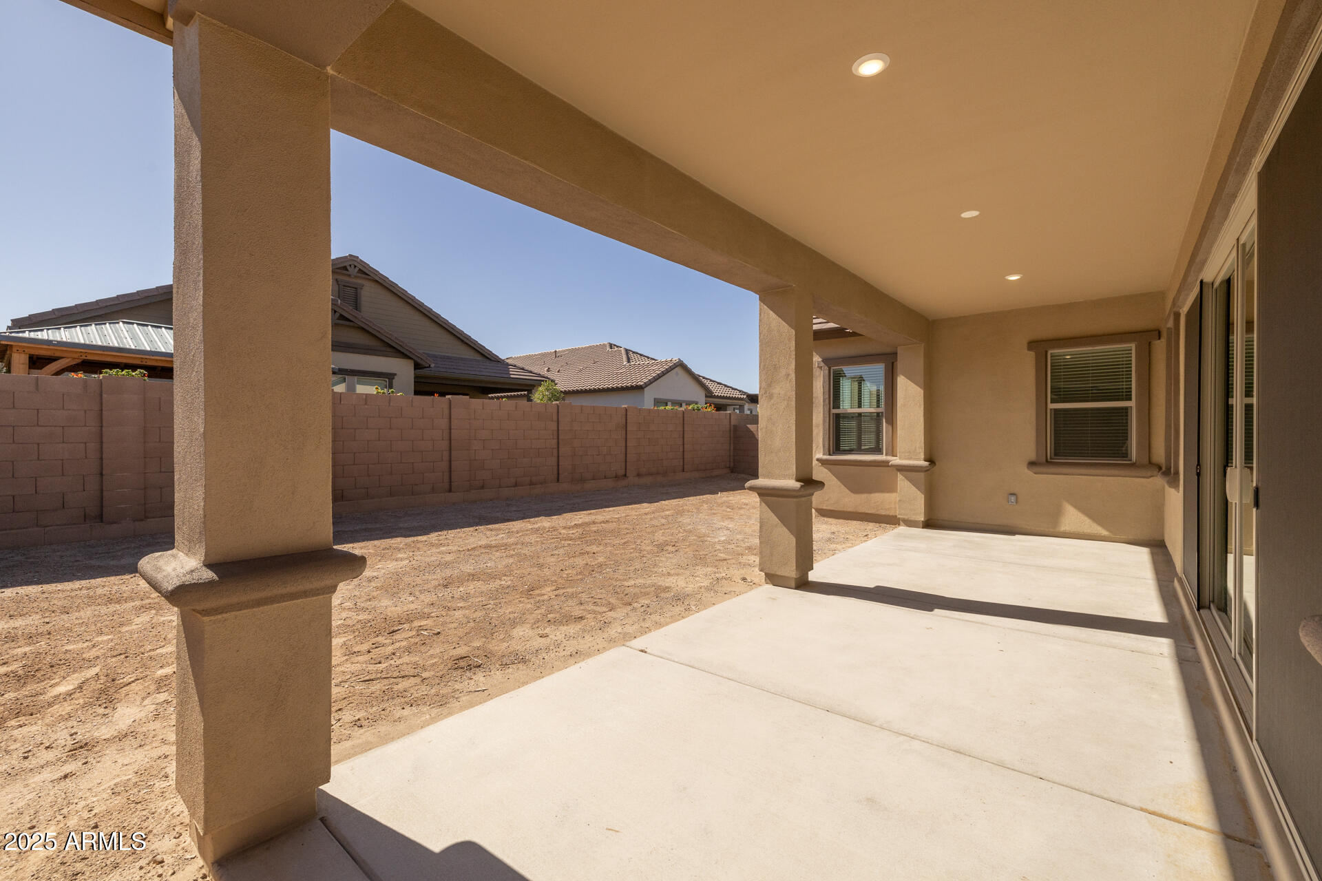 22843 E MAYBERRY Road