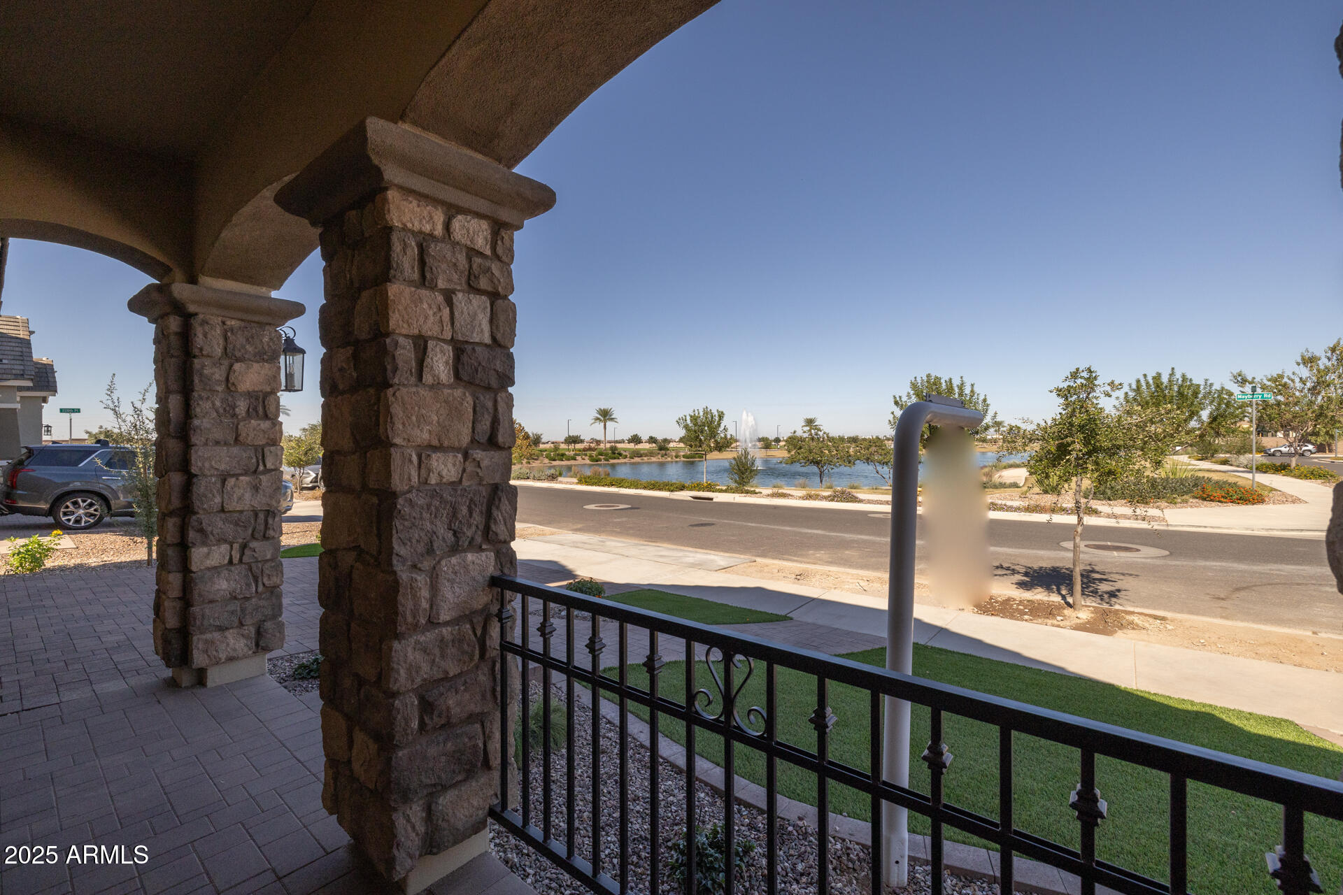 22843 E MAYBERRY Road