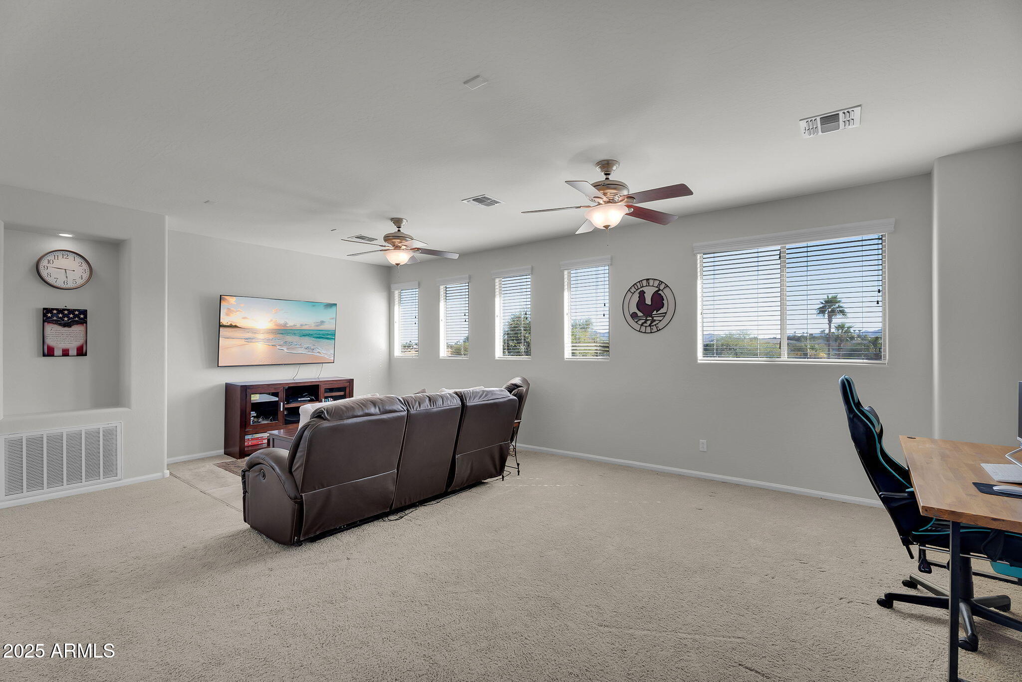 3837 E MEADOWVIEW Drive