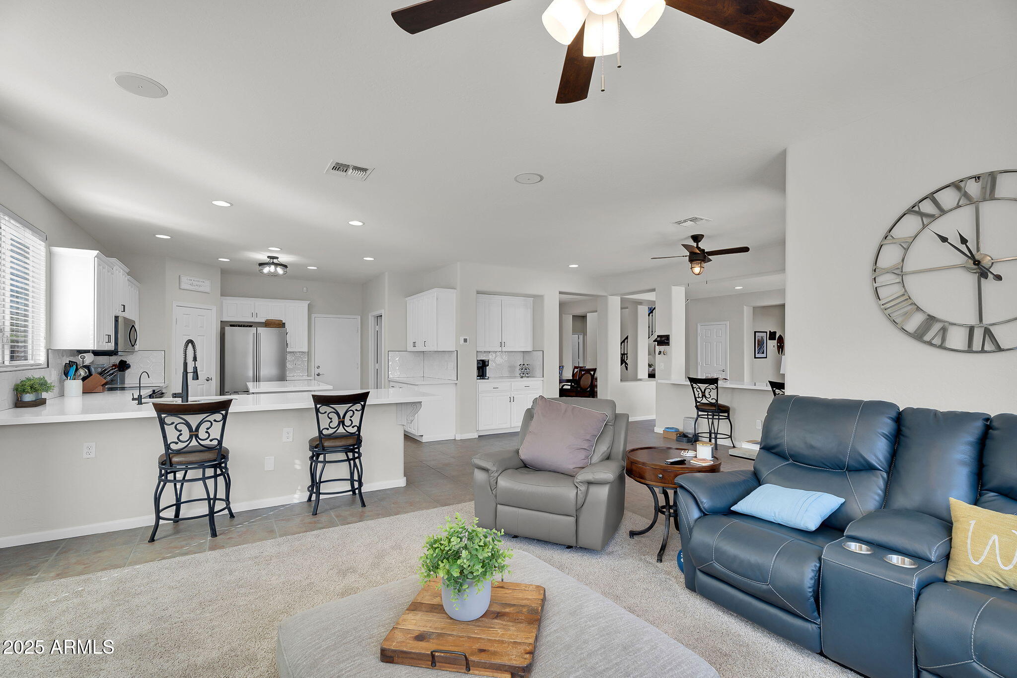3837 E MEADOWVIEW Drive