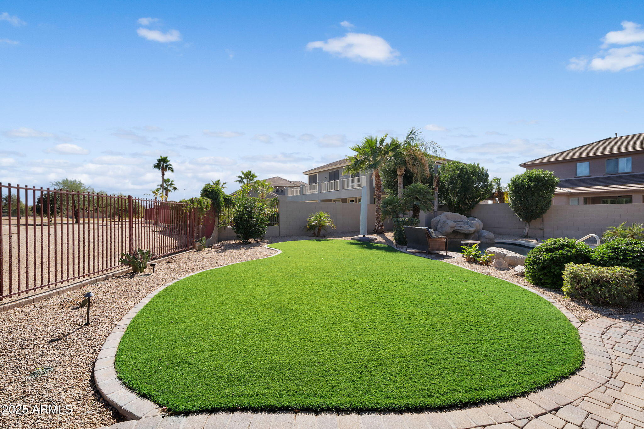 3837 E MEADOWVIEW Drive