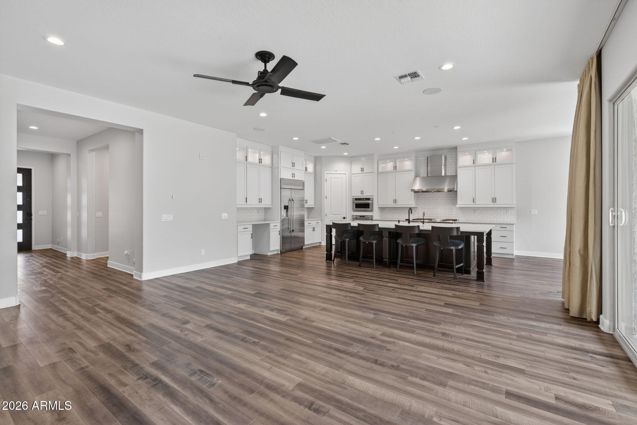 1111 E HOLLAND PARK Drive