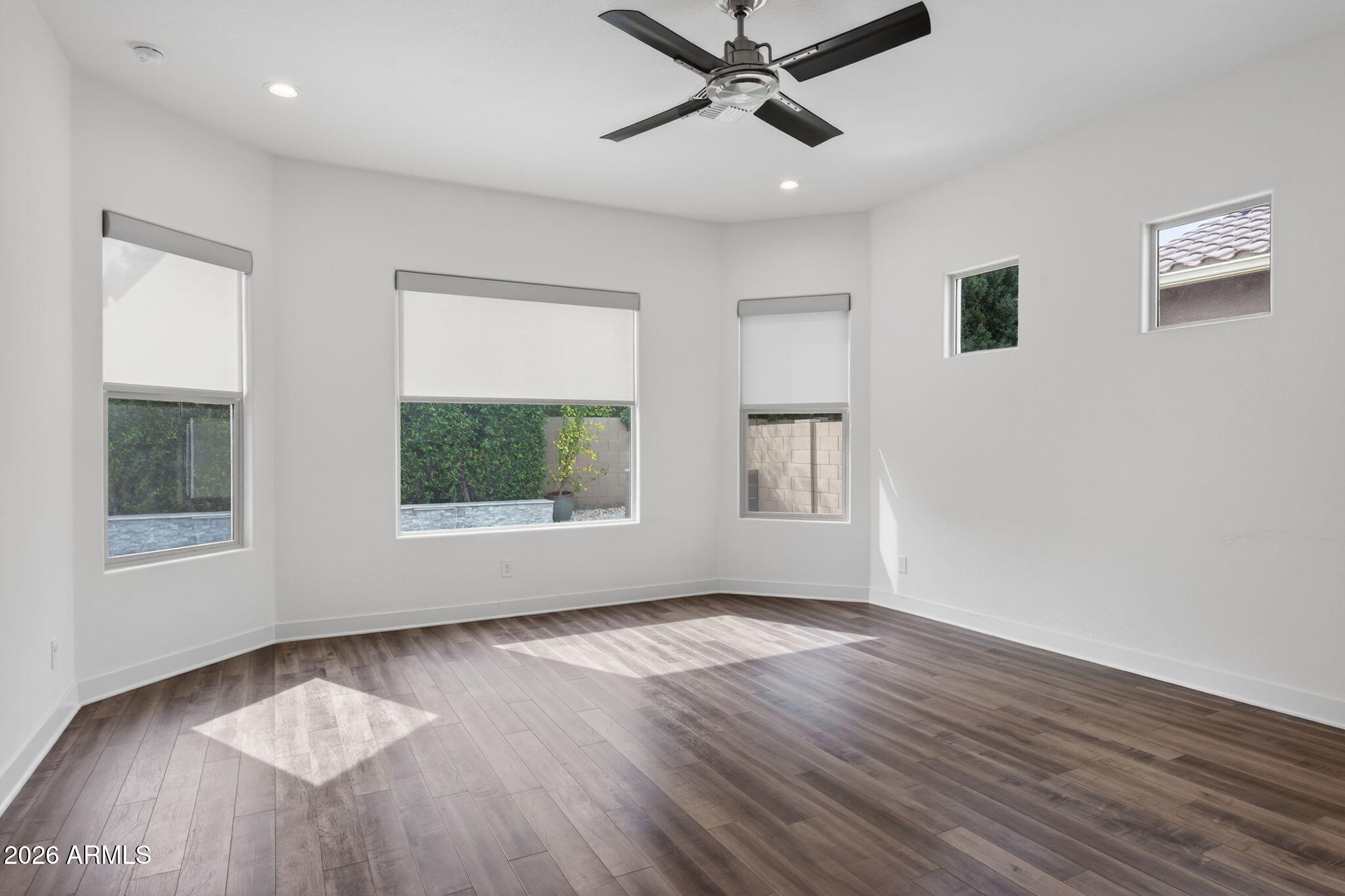 1111 E HOLLAND PARK Drive