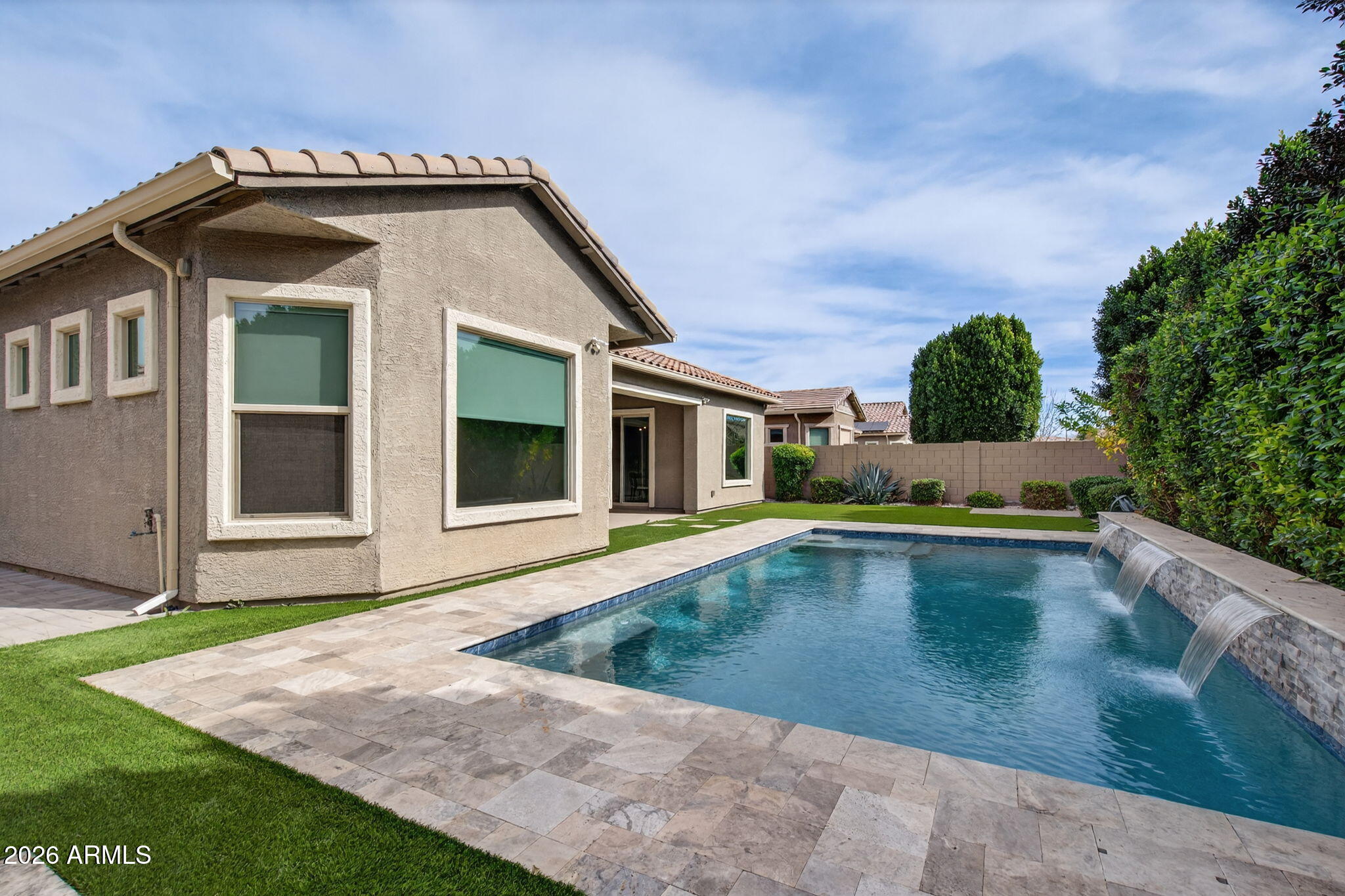 1111 E HOLLAND PARK Drive