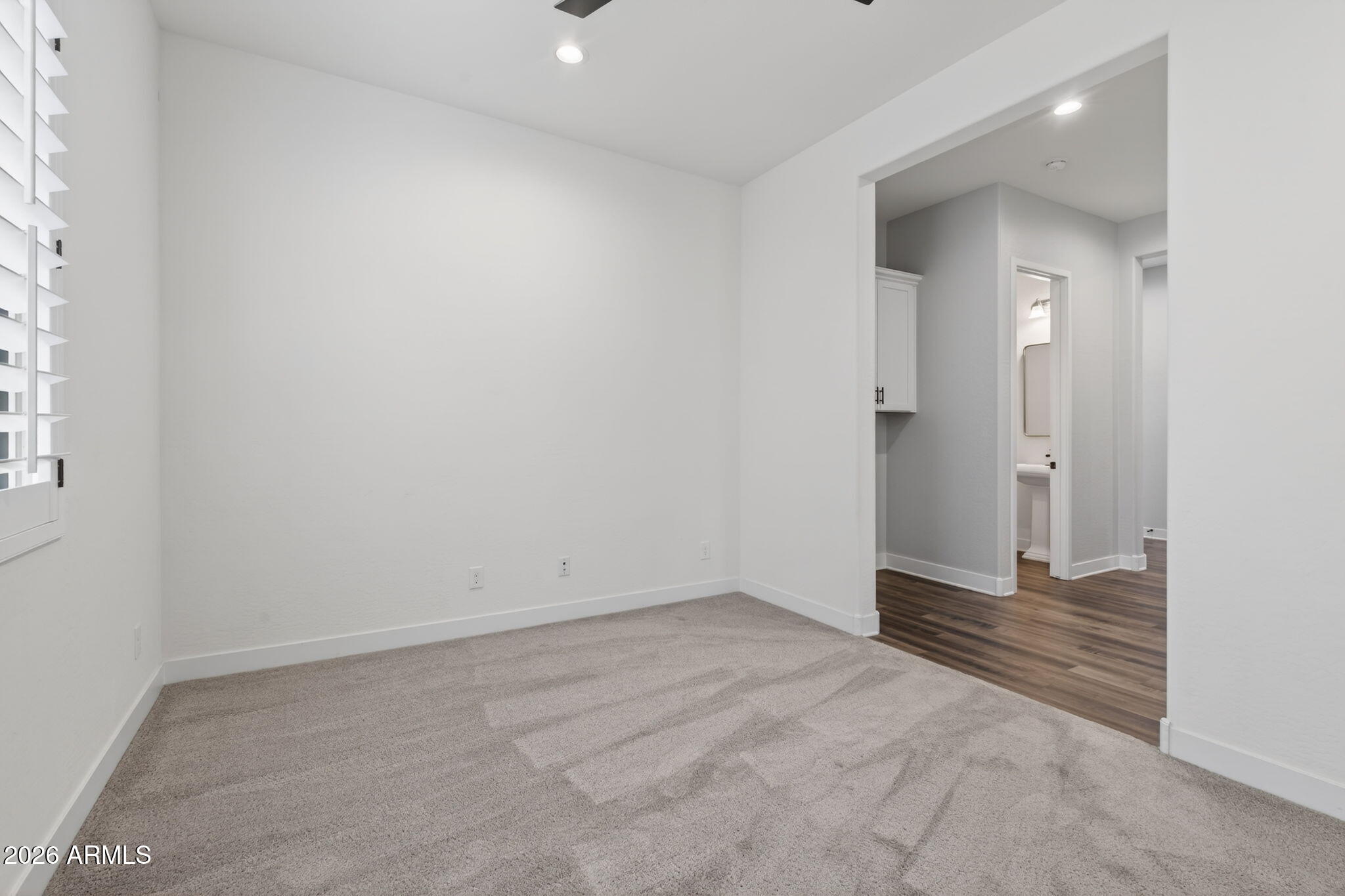 1111 E HOLLAND PARK Drive