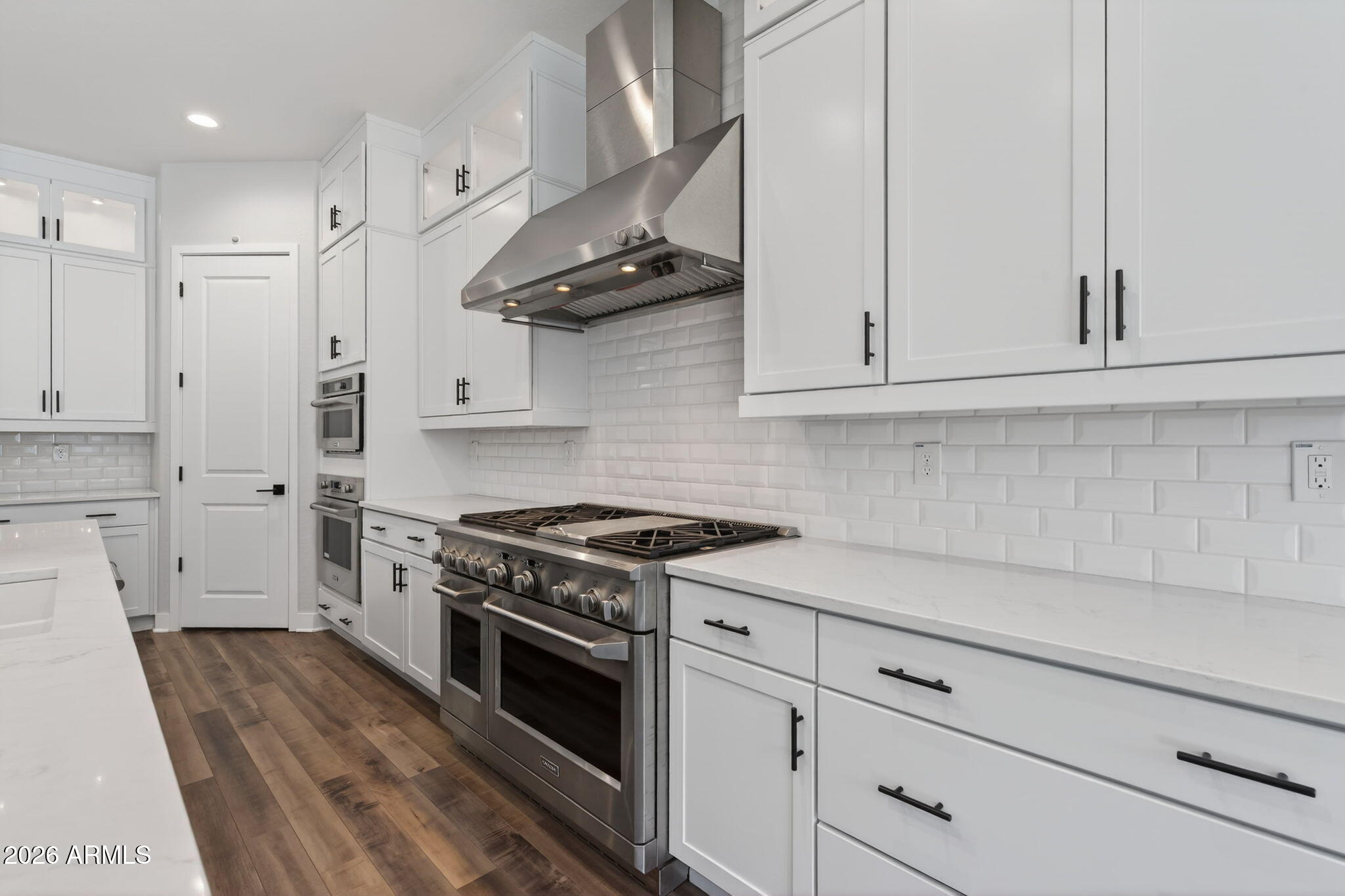 1111 E HOLLAND PARK Drive