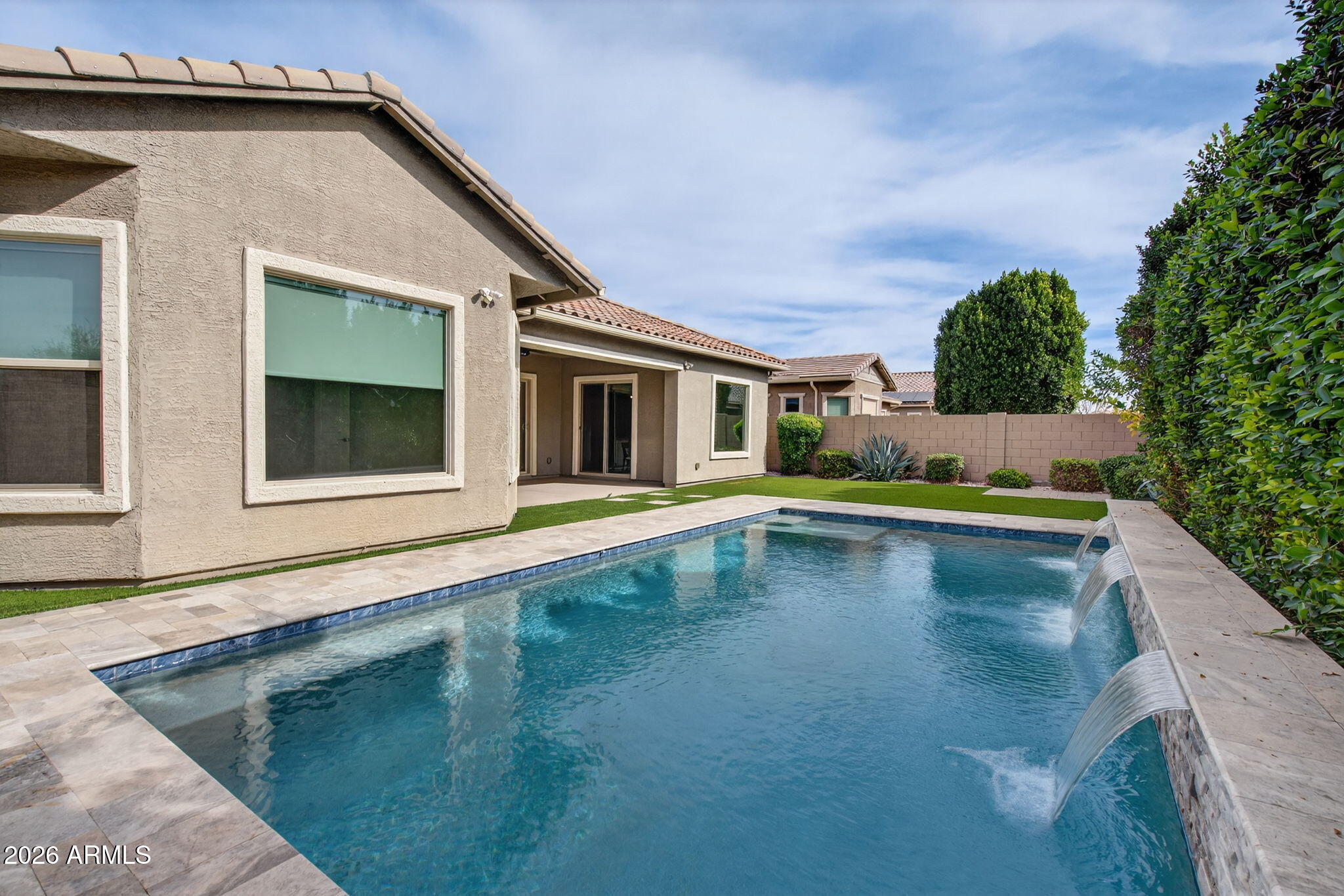 1111 E HOLLAND PARK Drive