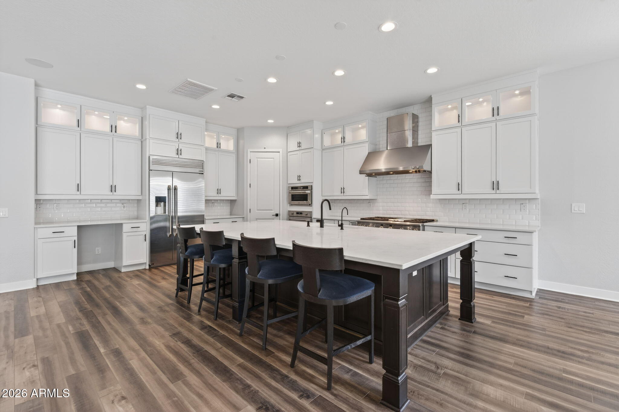 1111 E HOLLAND PARK Drive