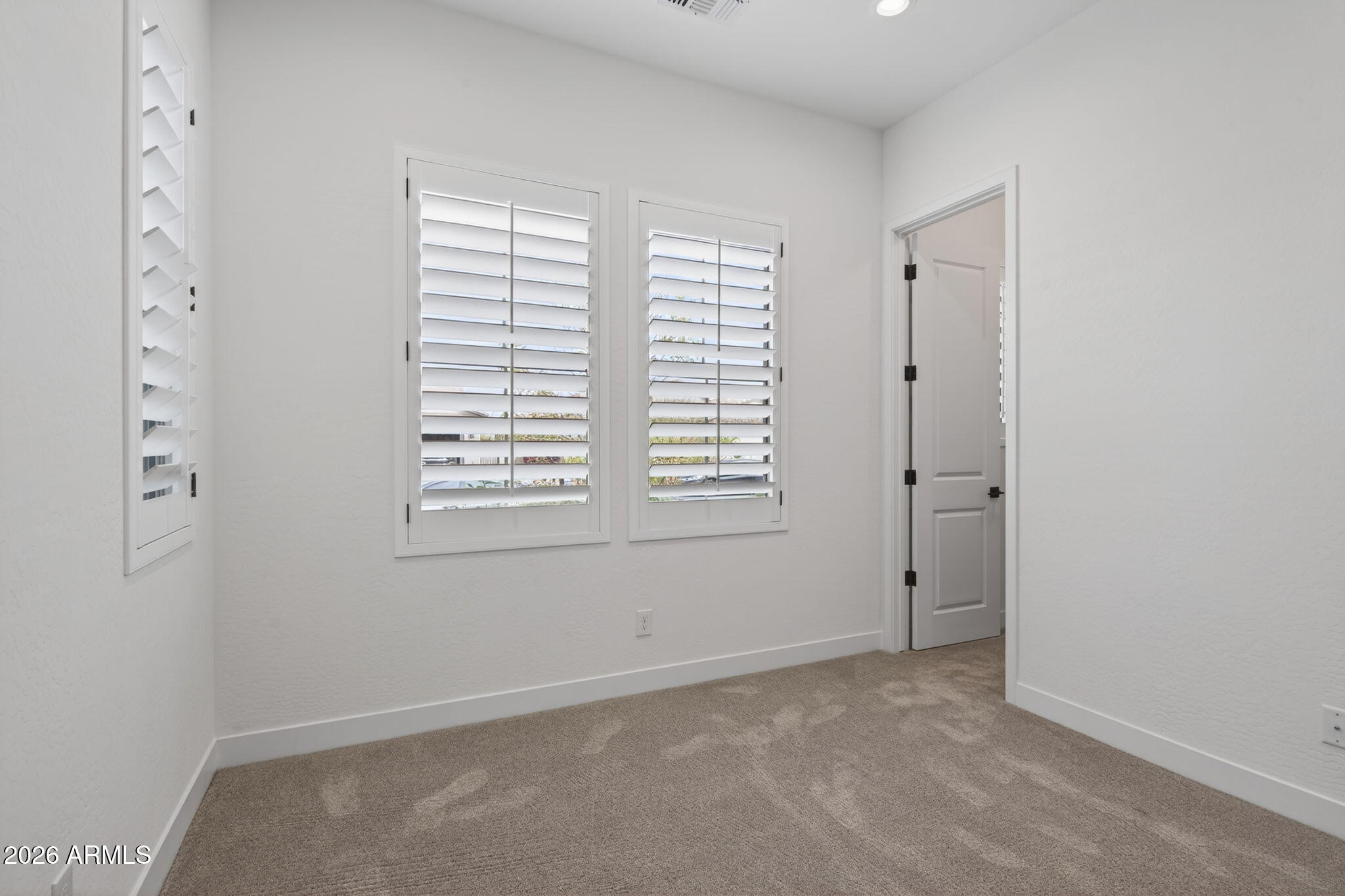 1111 E HOLLAND PARK Drive