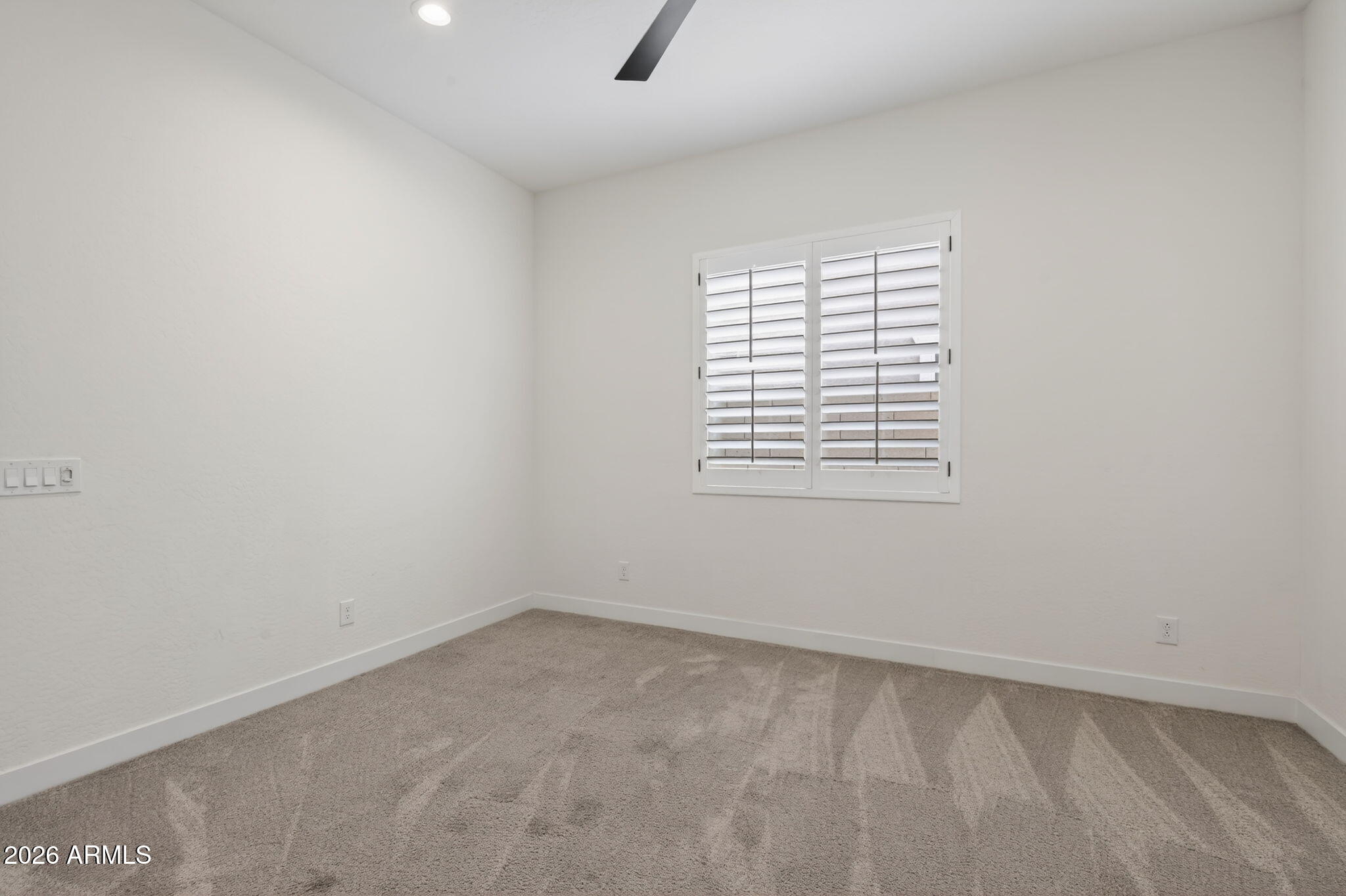 1111 E HOLLAND PARK Drive