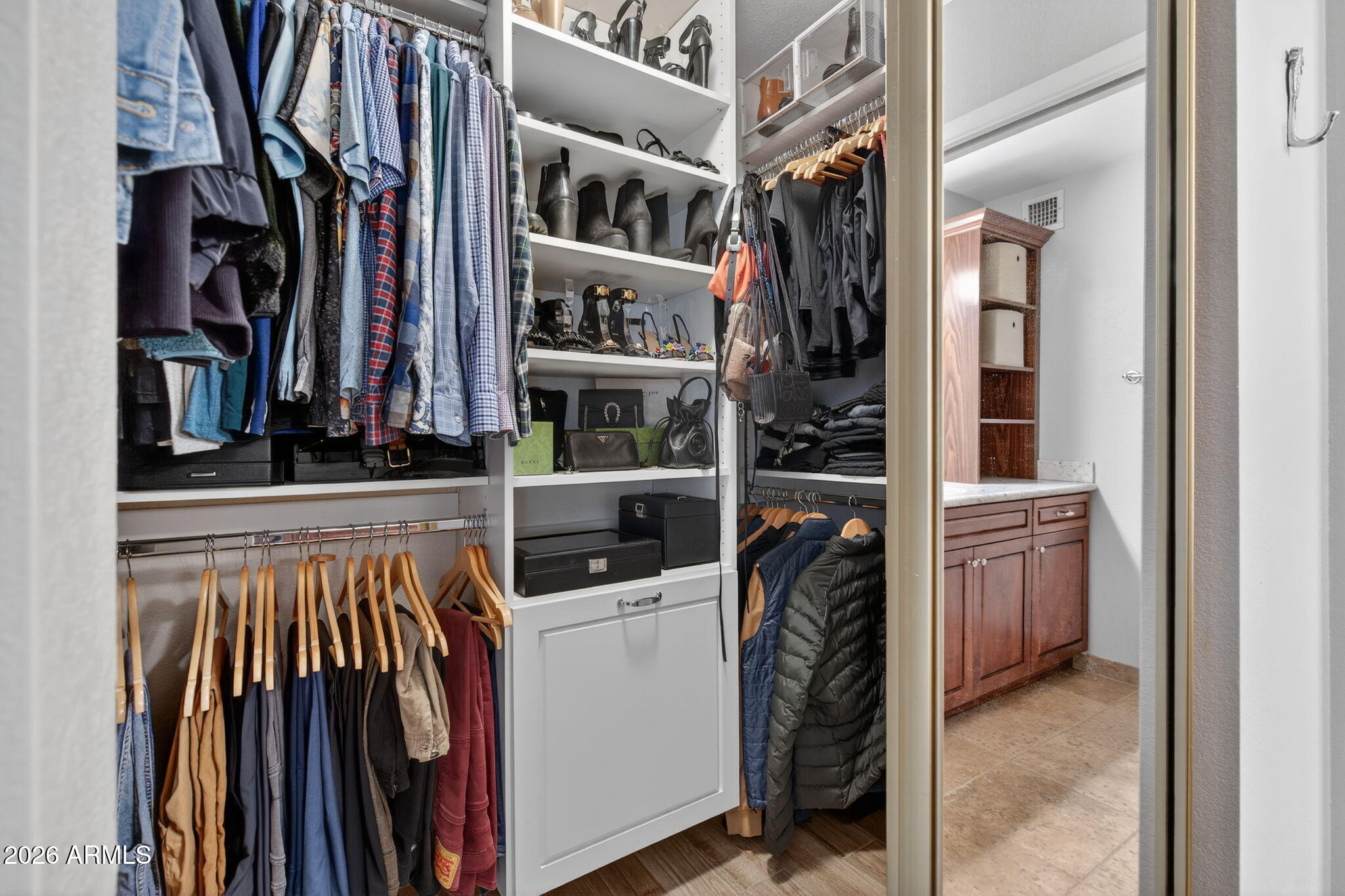 7817 N VIA DEL MUNDO