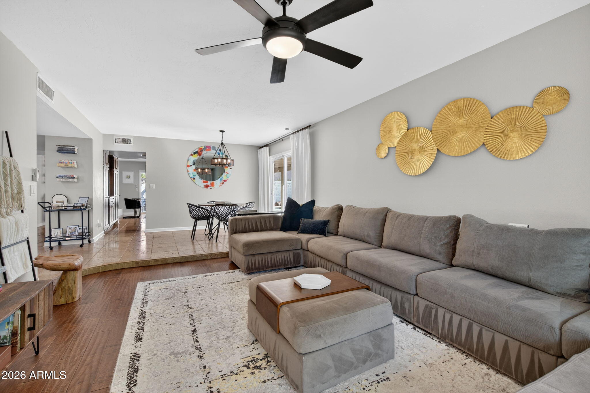 7817 N VIA DEL MUNDO