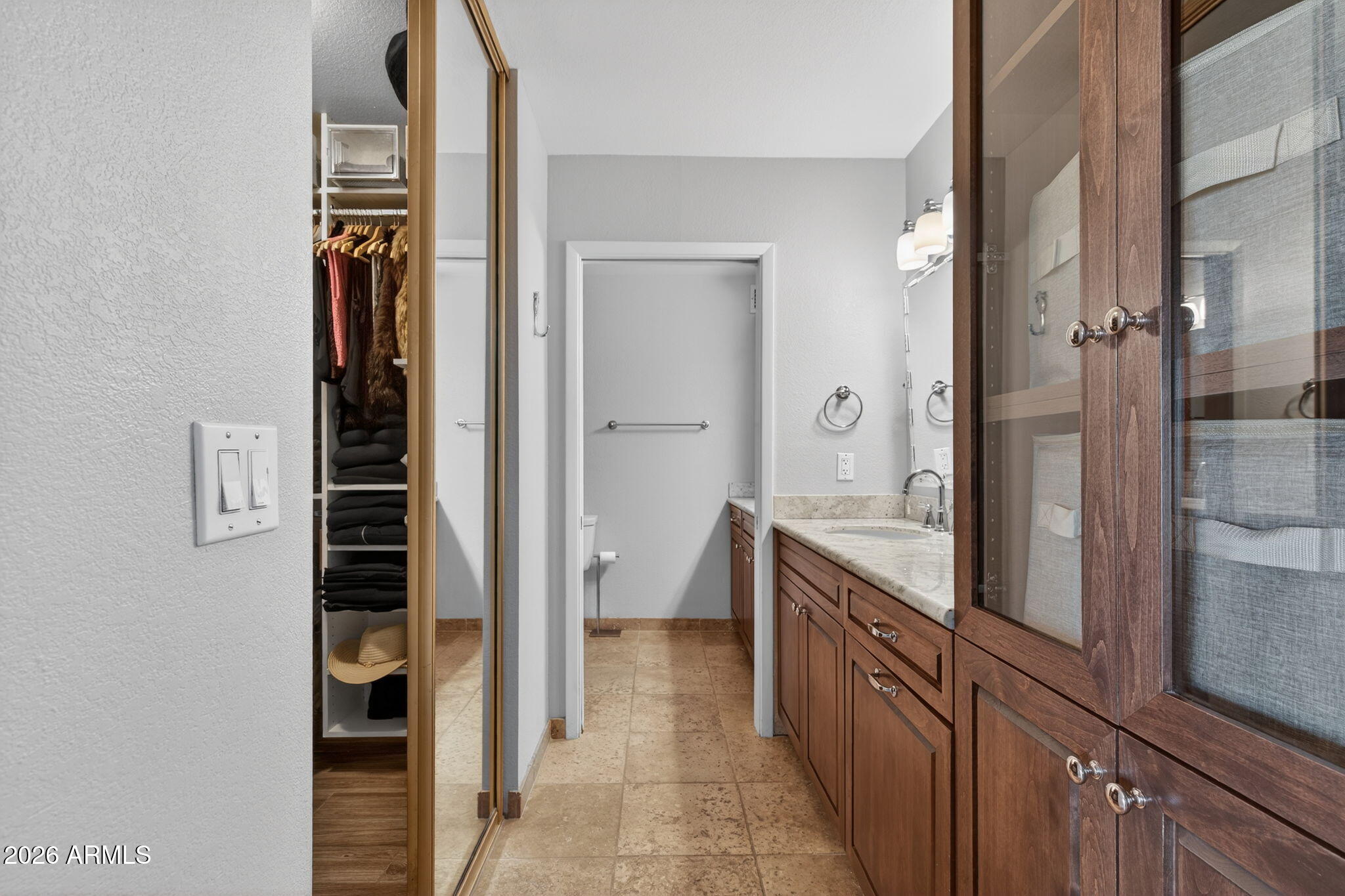 7817 N VIA DEL MUNDO