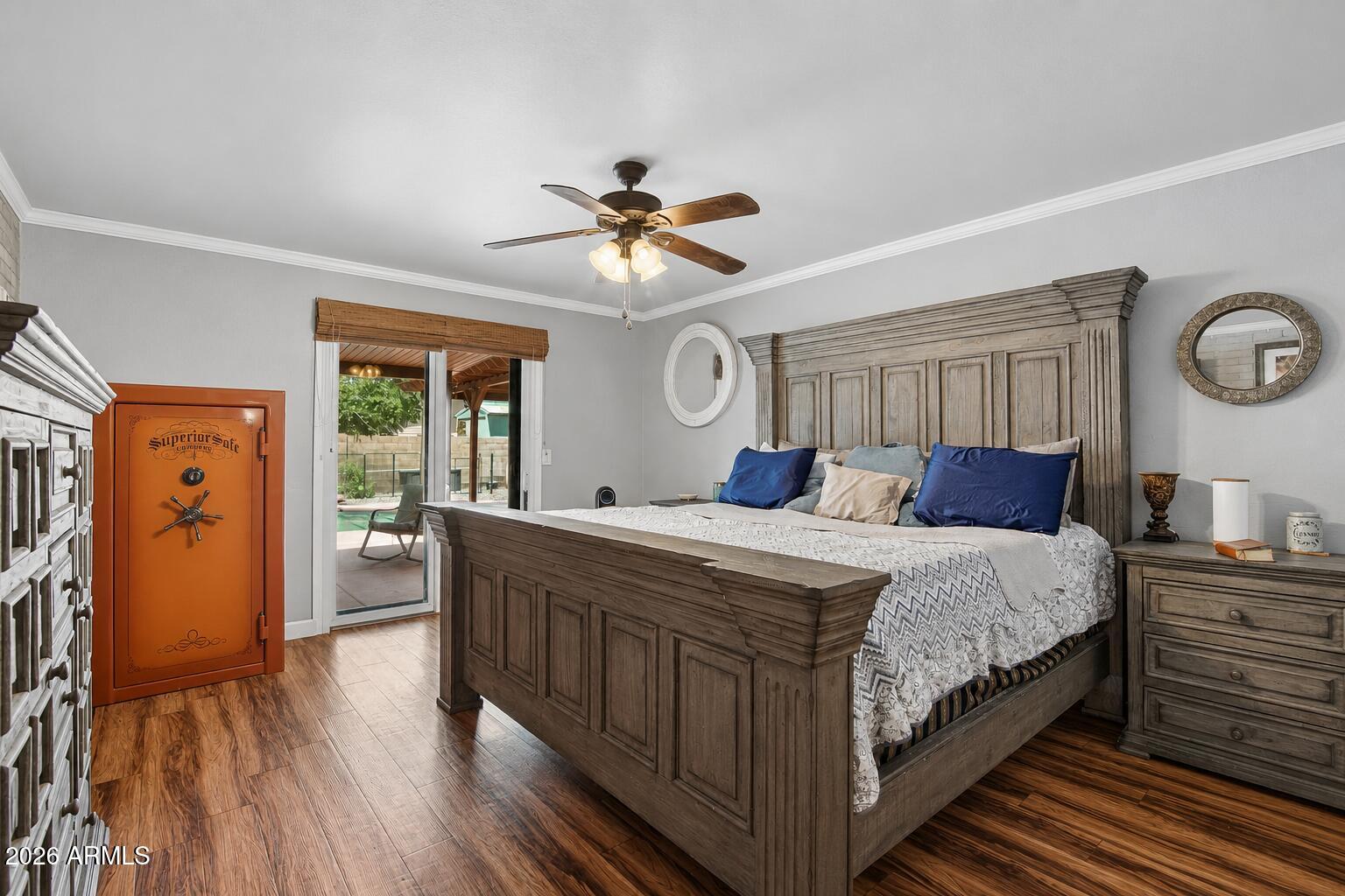 222 E SILVER CREEK Road