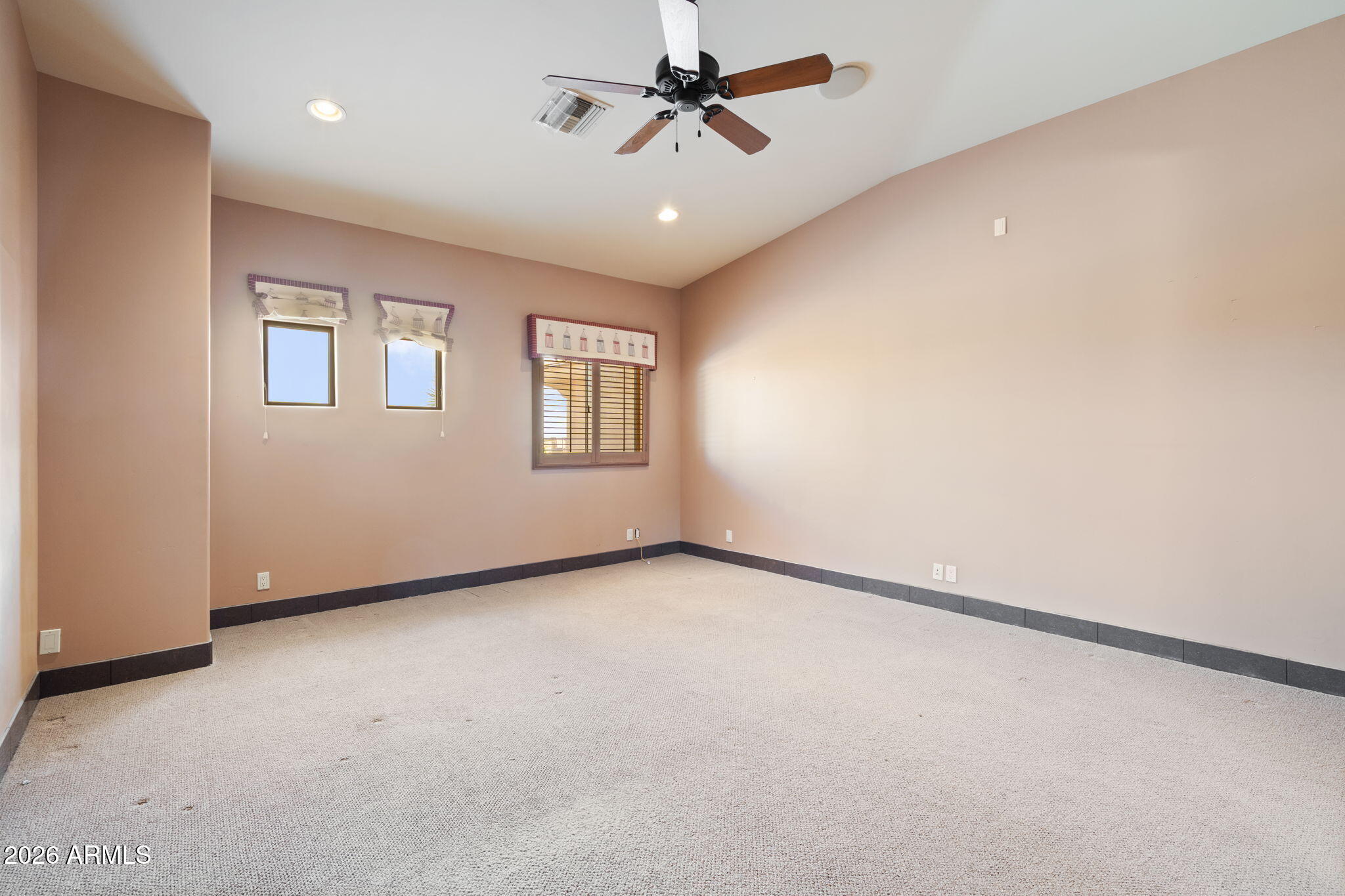 4255 W LINDBERGH Way