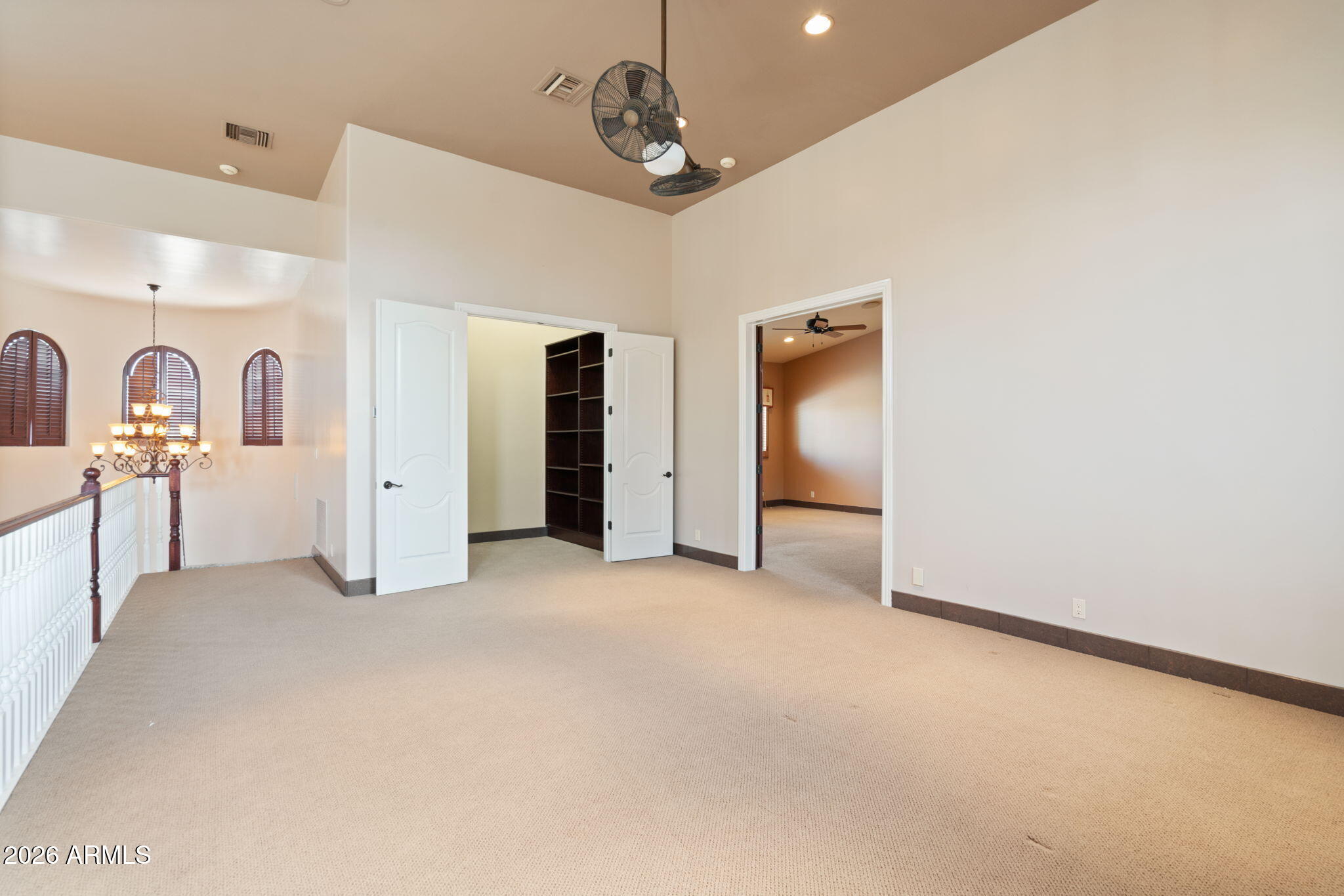 4255 W LINDBERGH Way