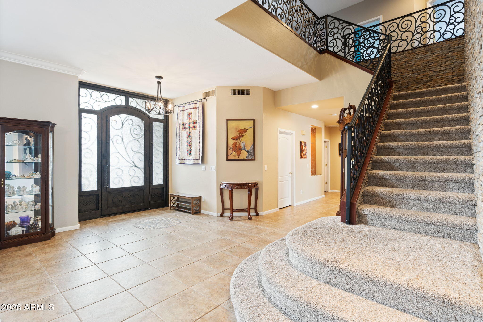 641 S BOULDER Court