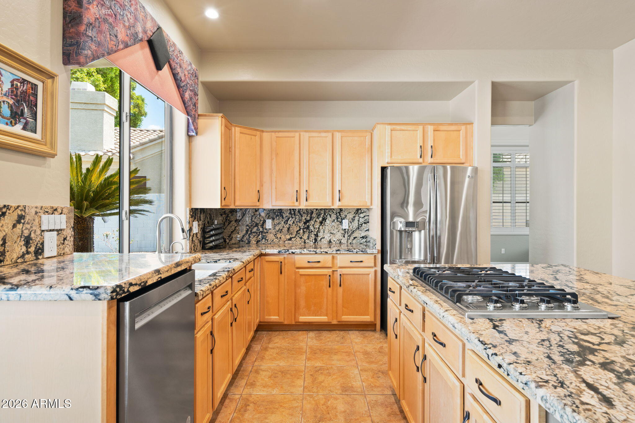 641 S BOULDER Court