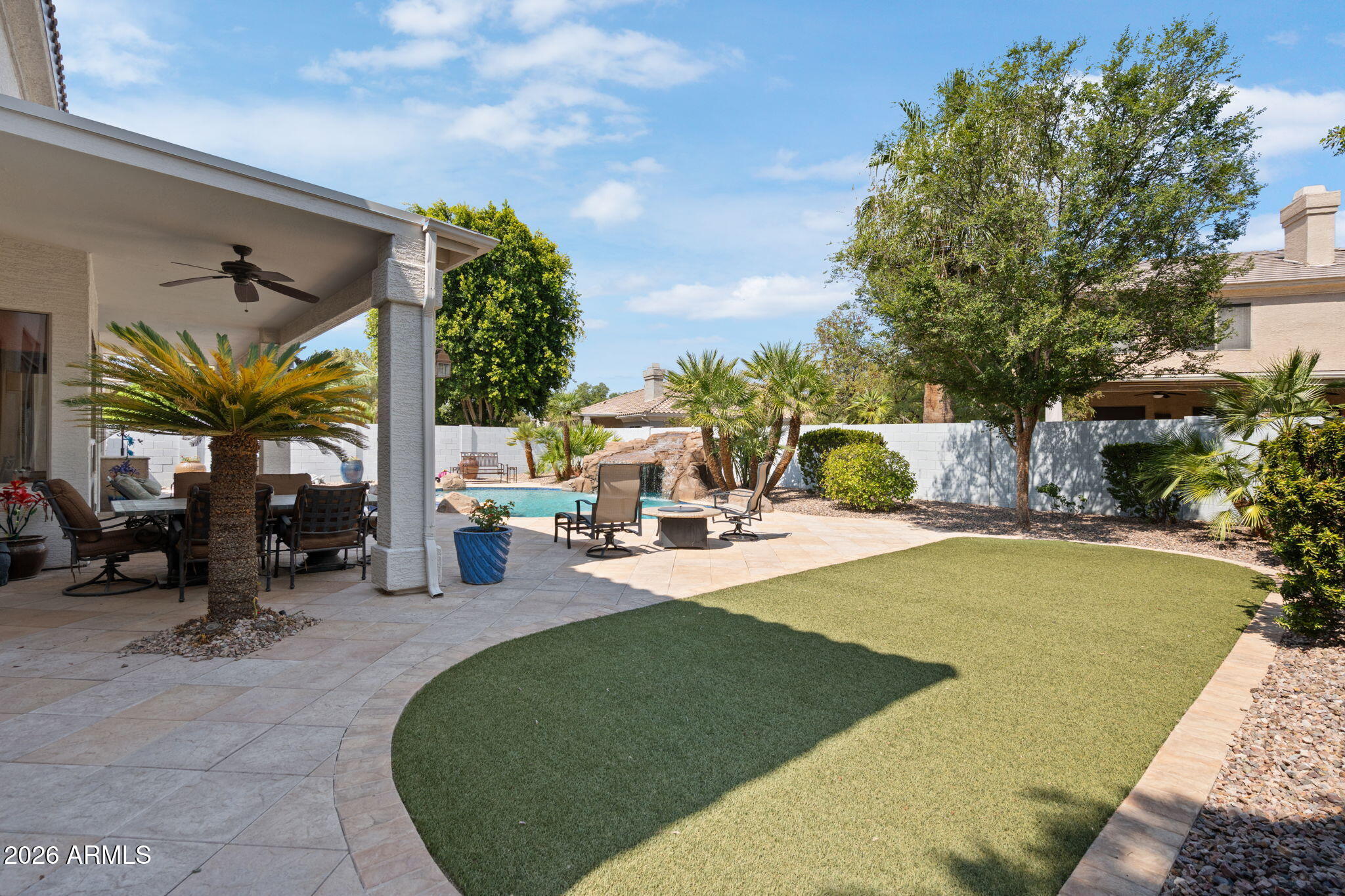 641 S BOULDER Court