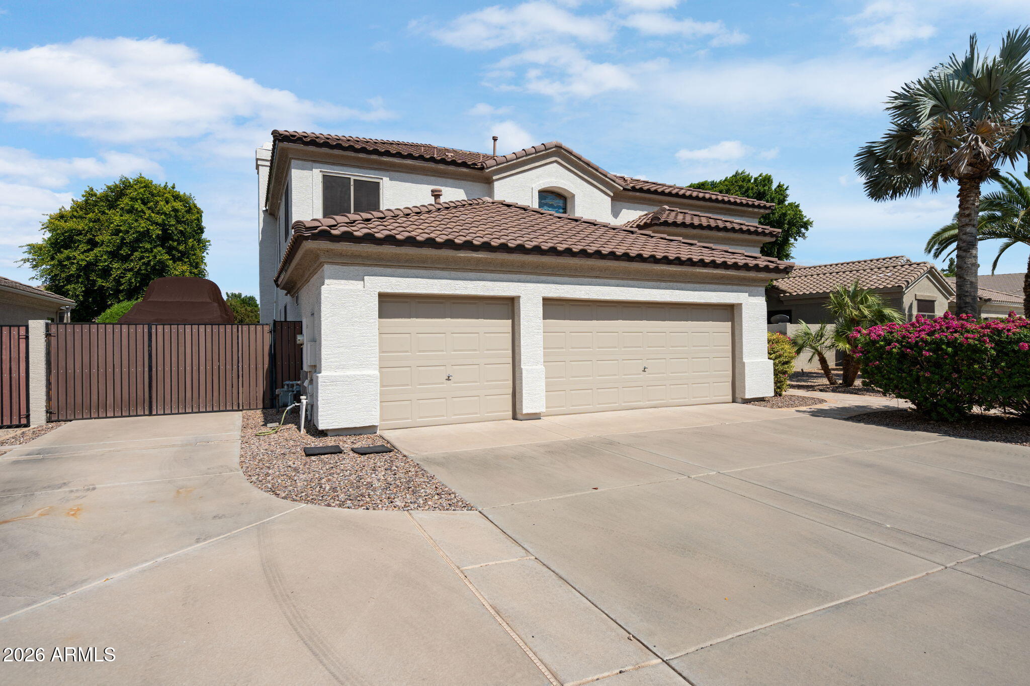 641 S BOULDER Court