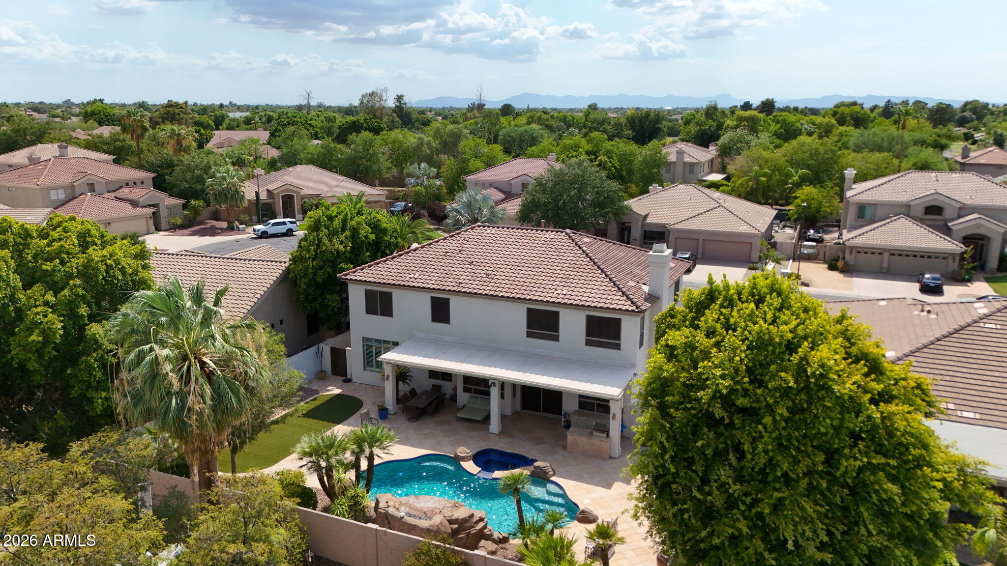 641 S BOULDER Court