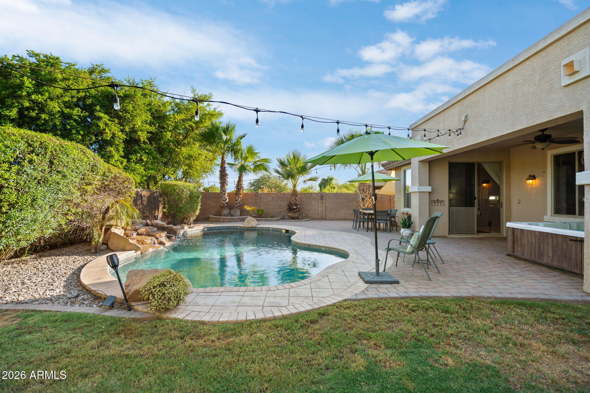 2351 S GLEN Drive