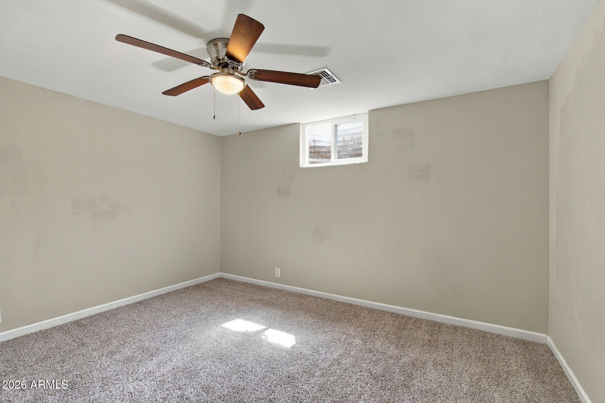 1040 S GRAND