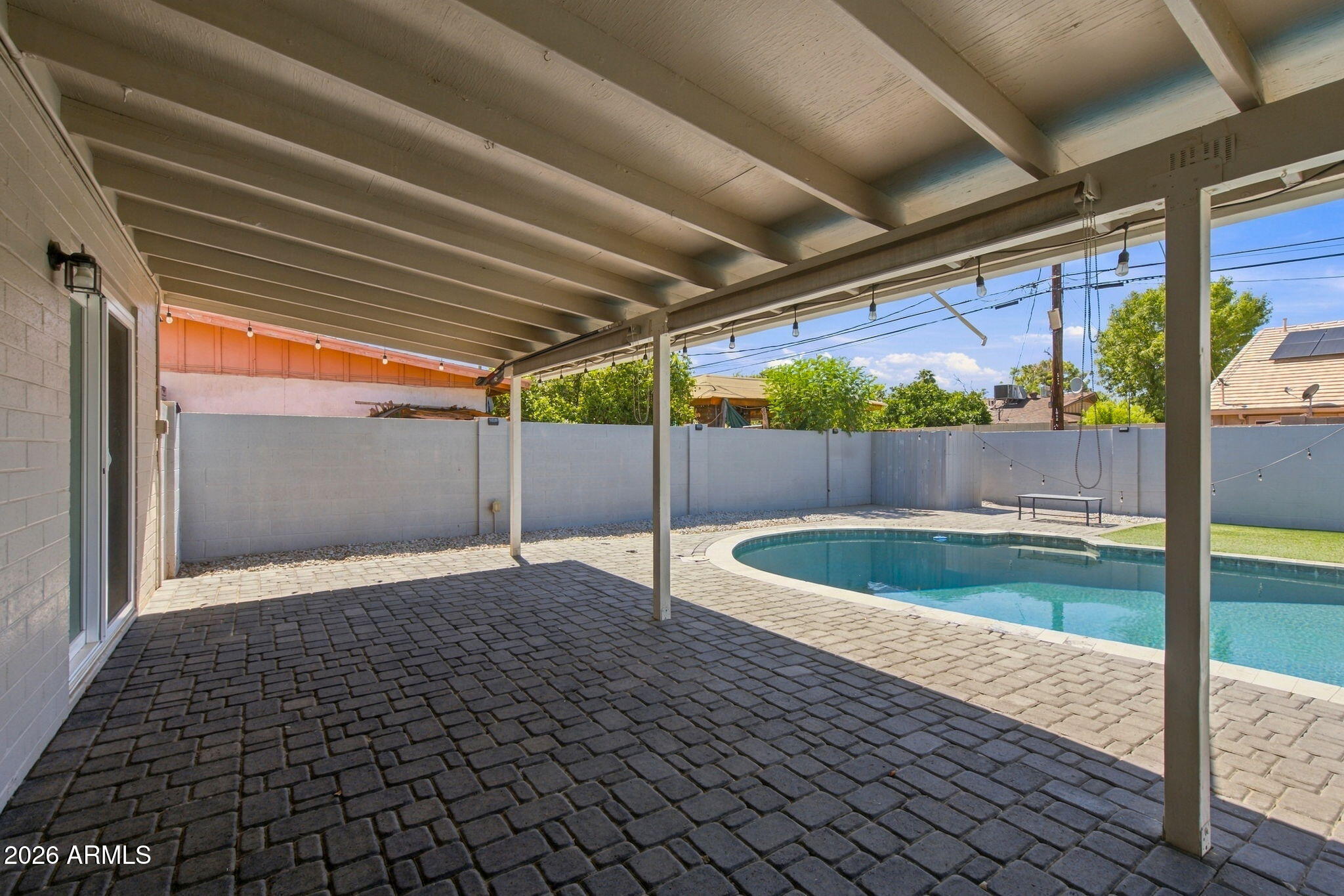 1040 S GRAND
