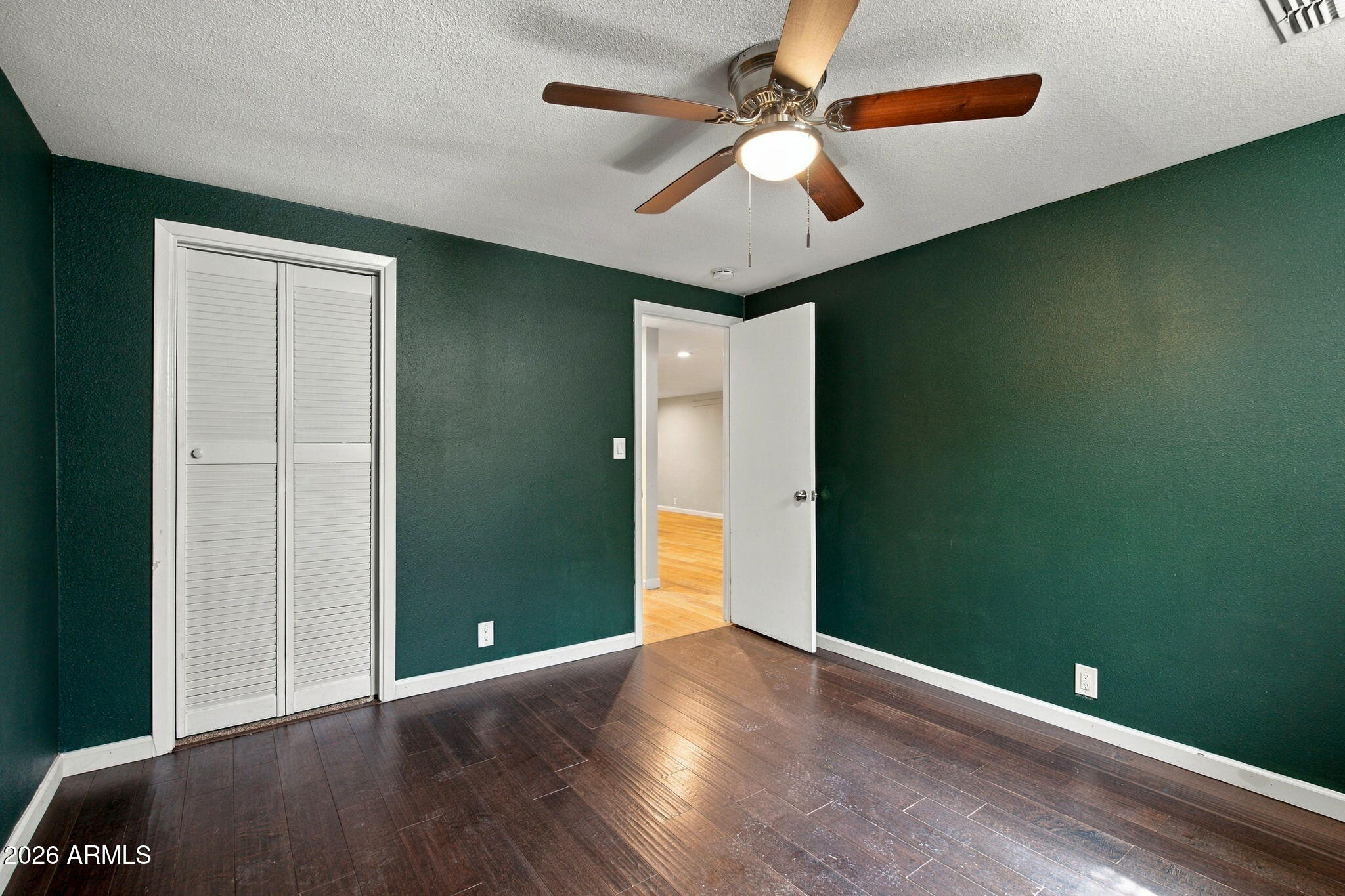 1040 S GRAND