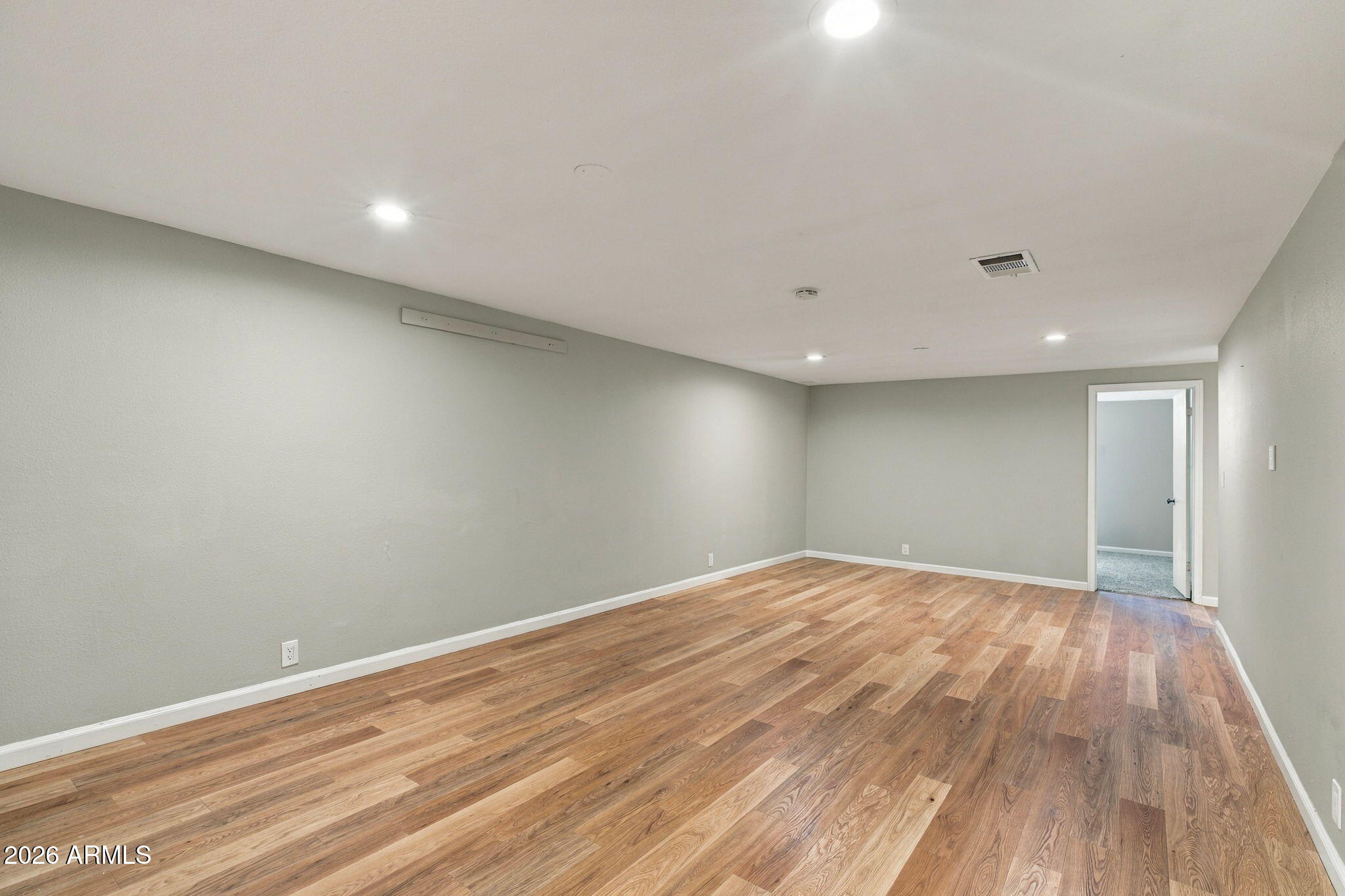 1040 S GRAND