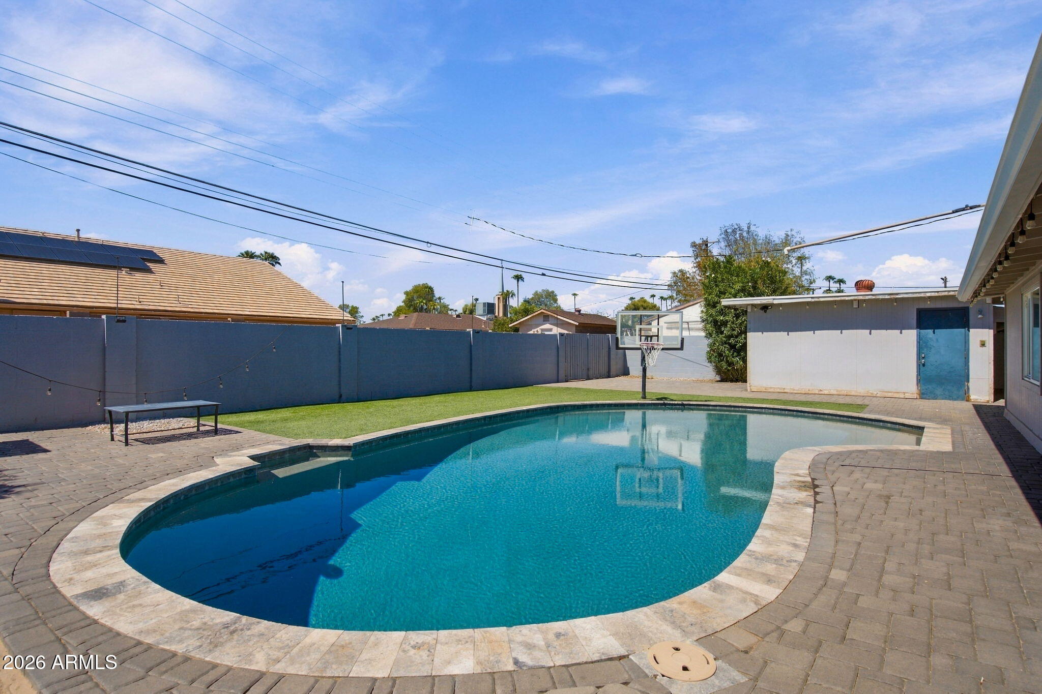 1040 S GRAND