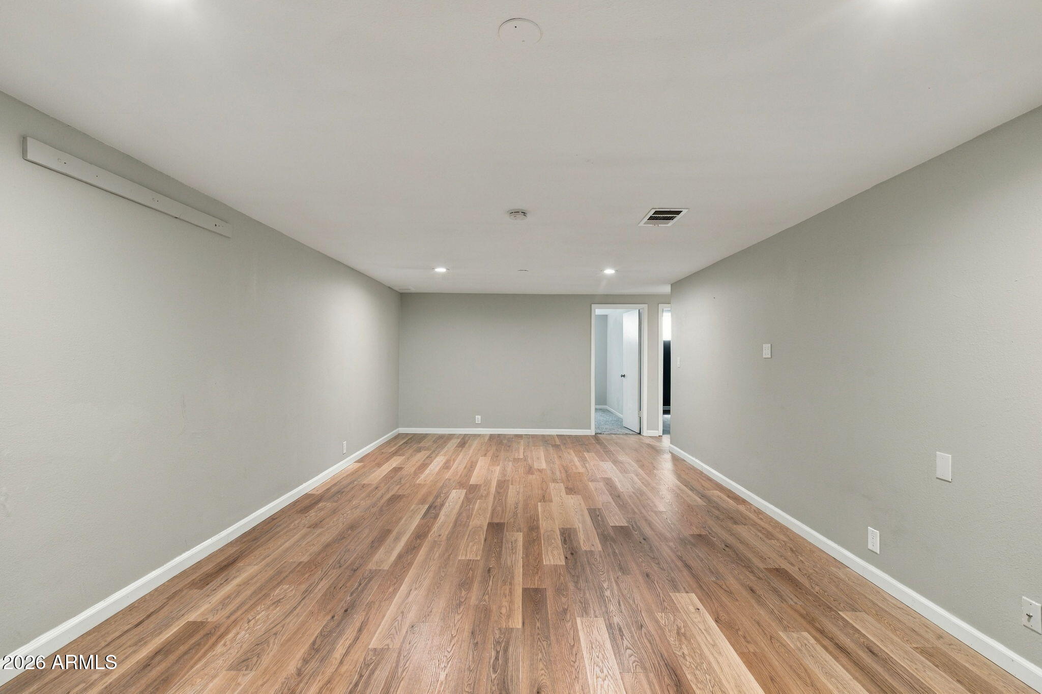 1040 S GRAND
