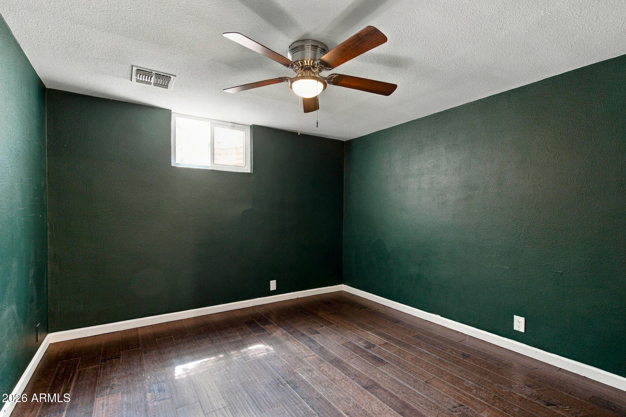 1040 S GRAND