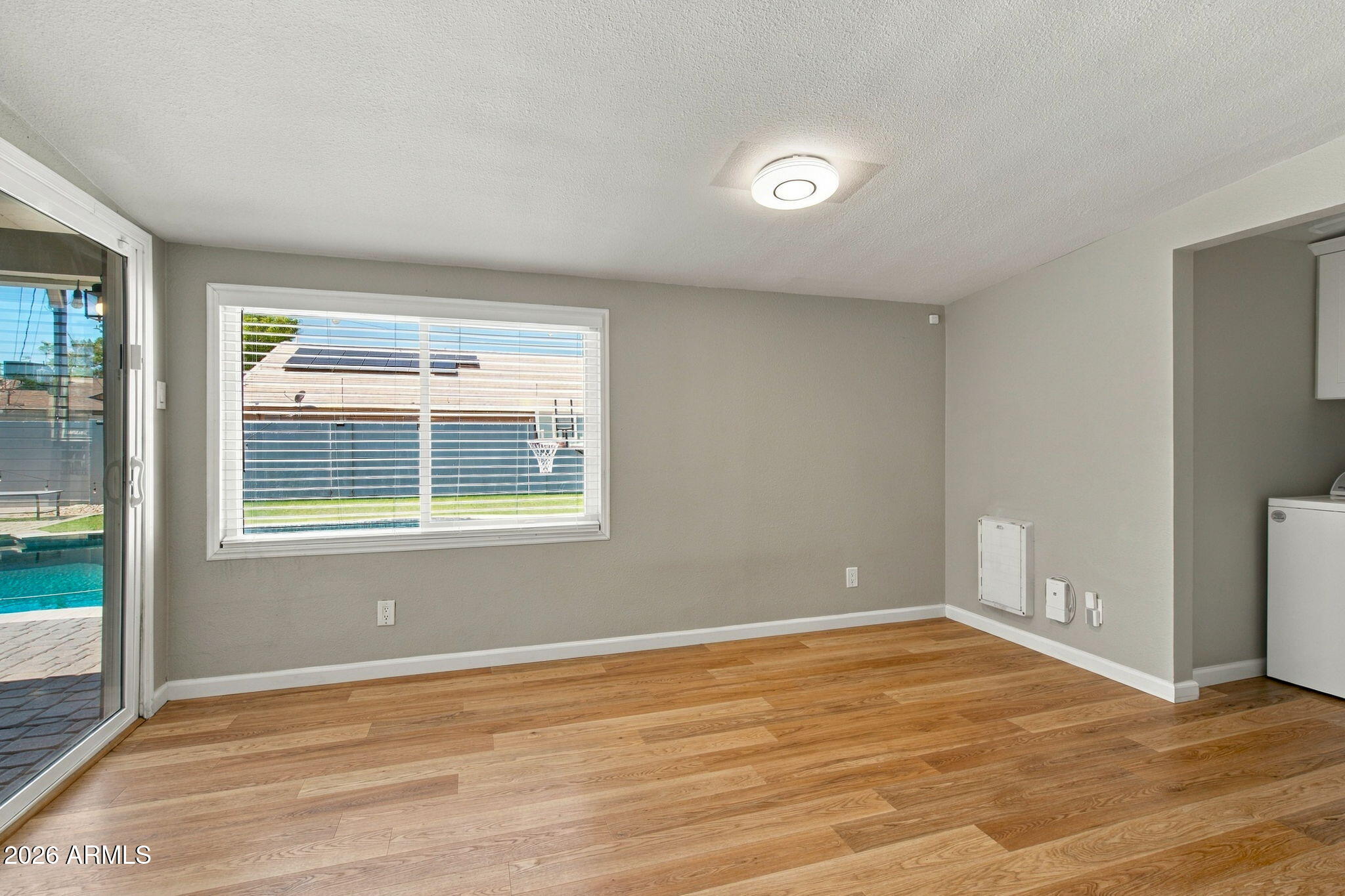 1040 S GRAND