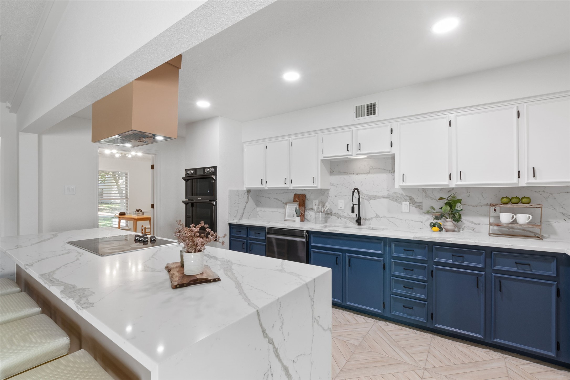 2523 Little Creek Drive
