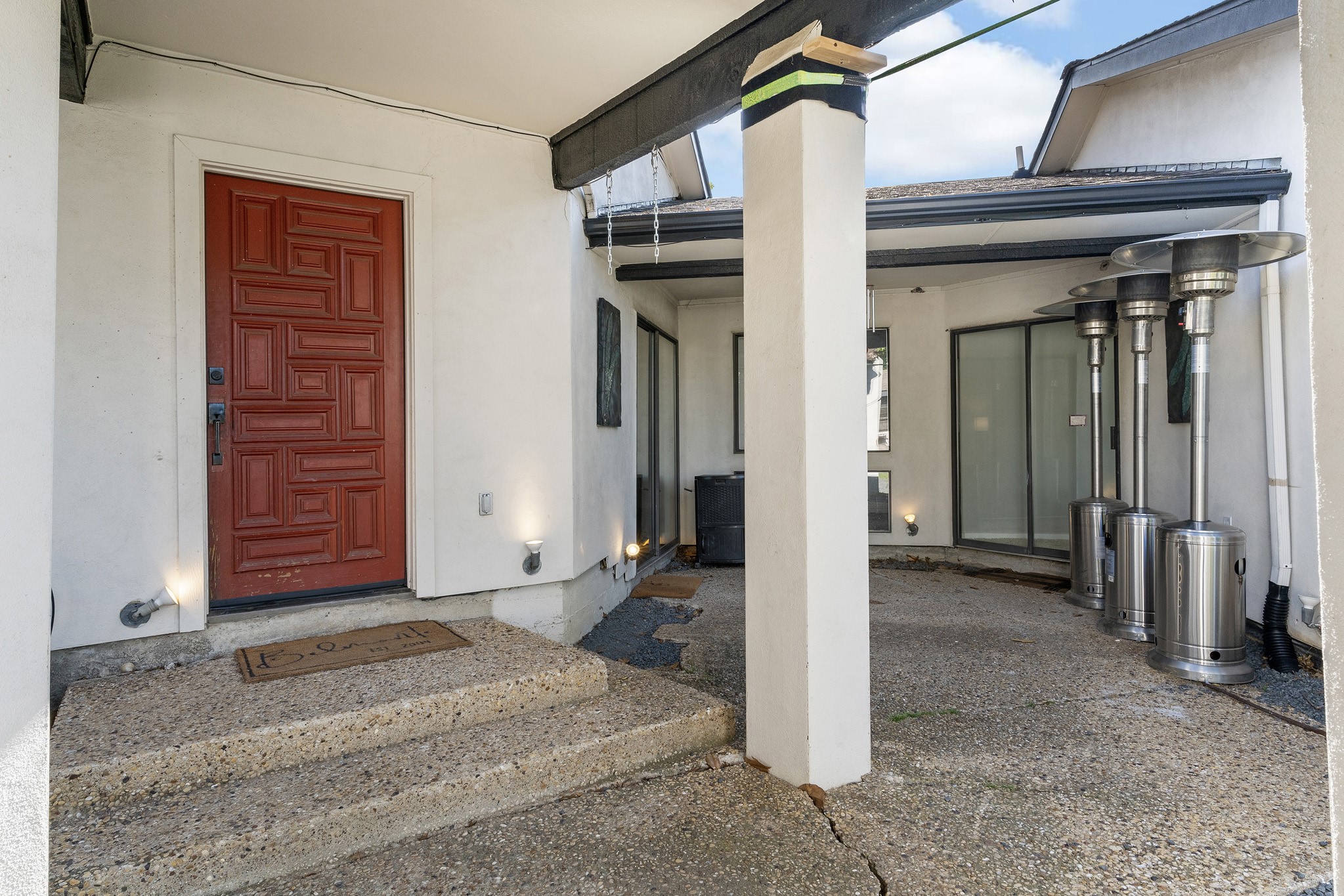 16831 Thomas Chapel Drive
