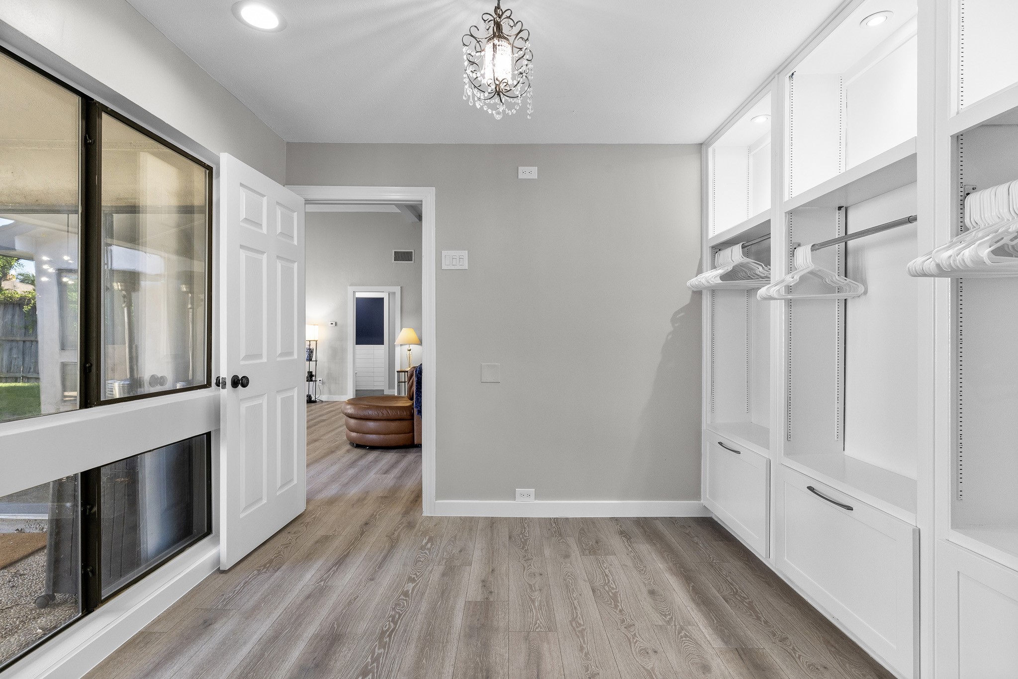 16831 Thomas Chapel Drive