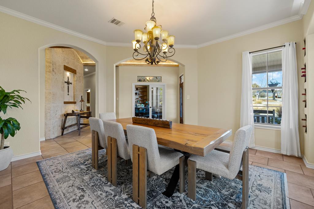 169 Royal Oaks Hill